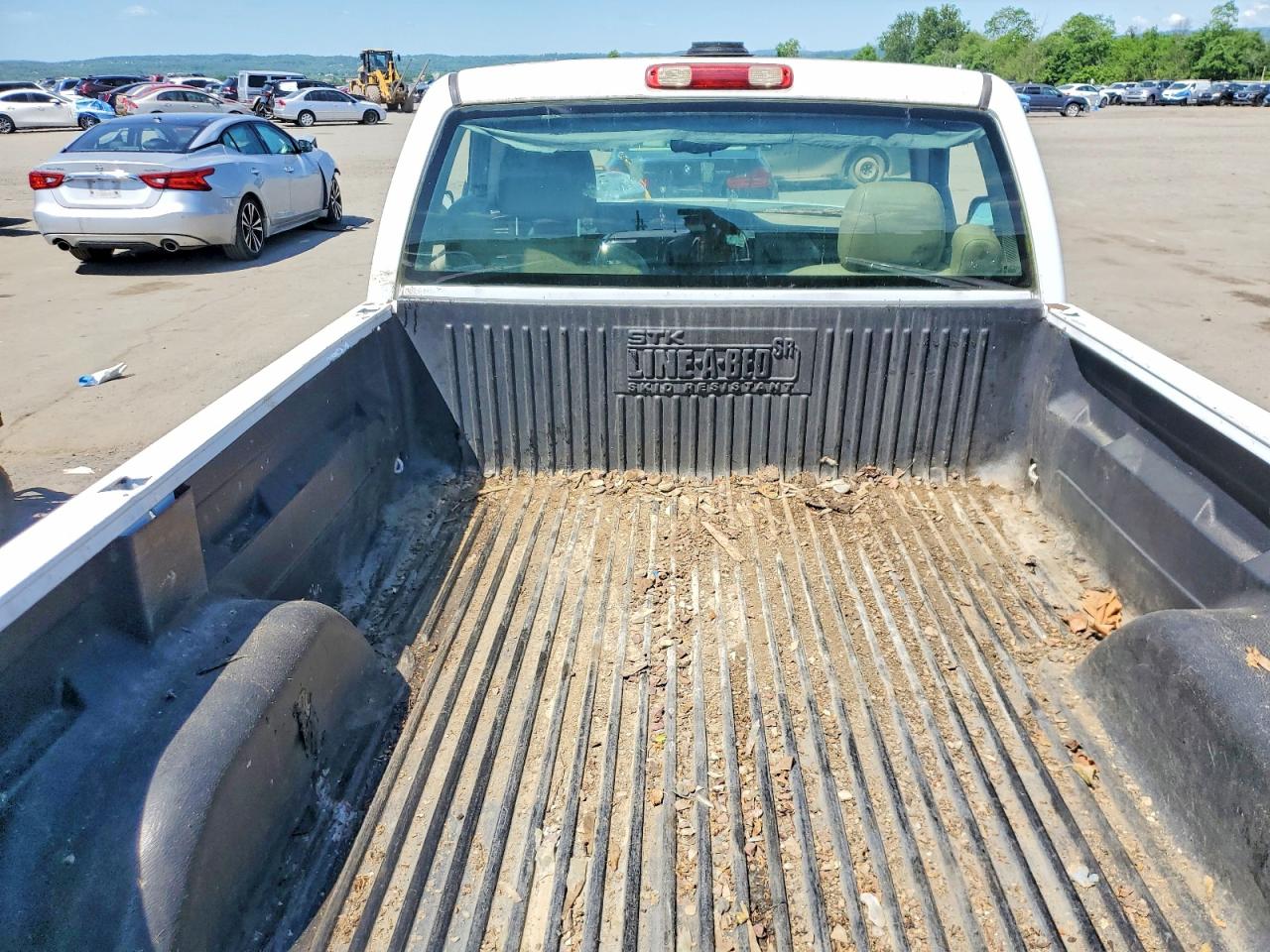2006 Chevrolet Silverado C1500 Белый vin: 1GCEC14X46Z110418