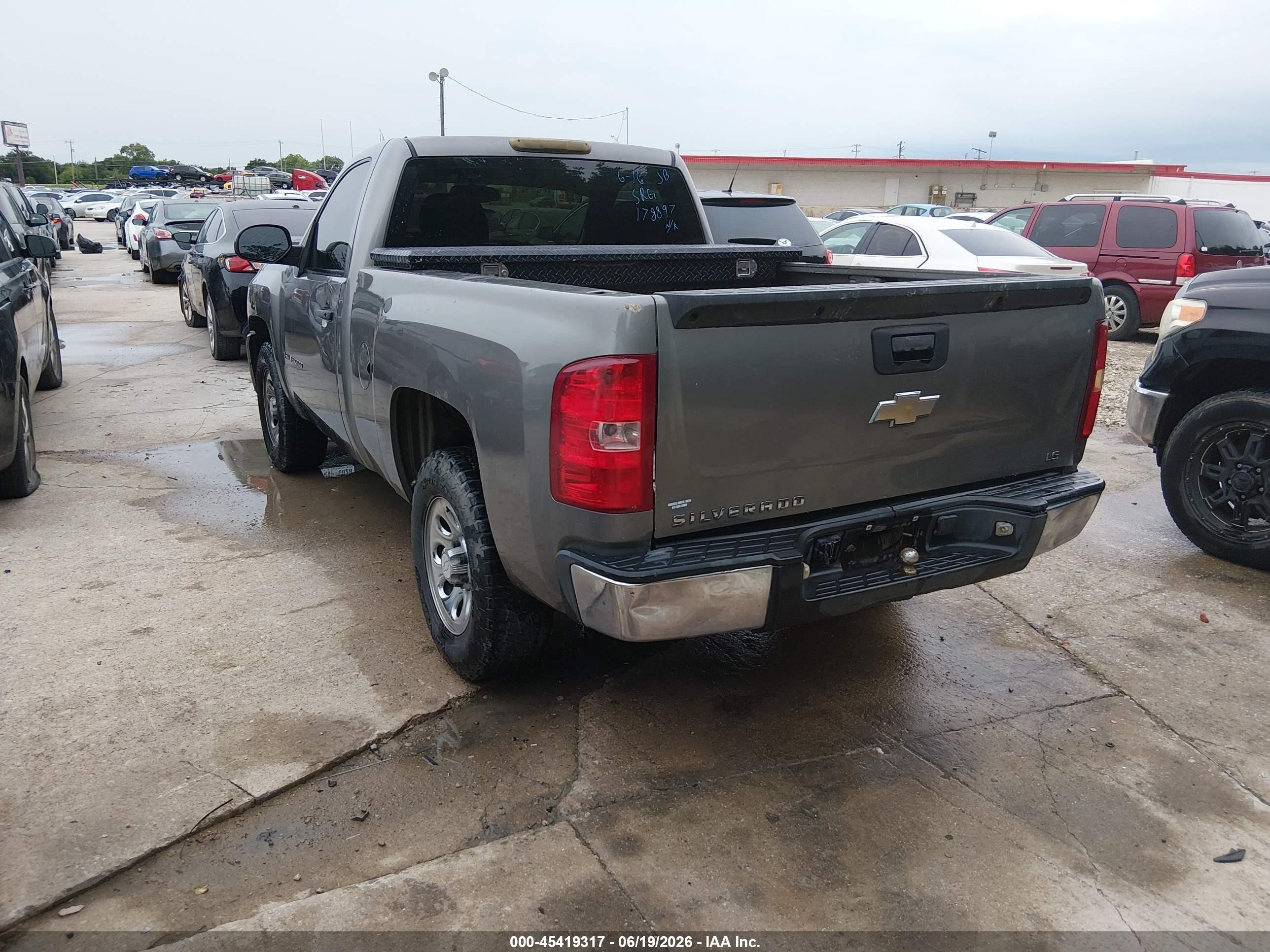 2008 Chevrolet Silverado 1500 Work Truck Gray vin: 1GCEC14X48Z178897