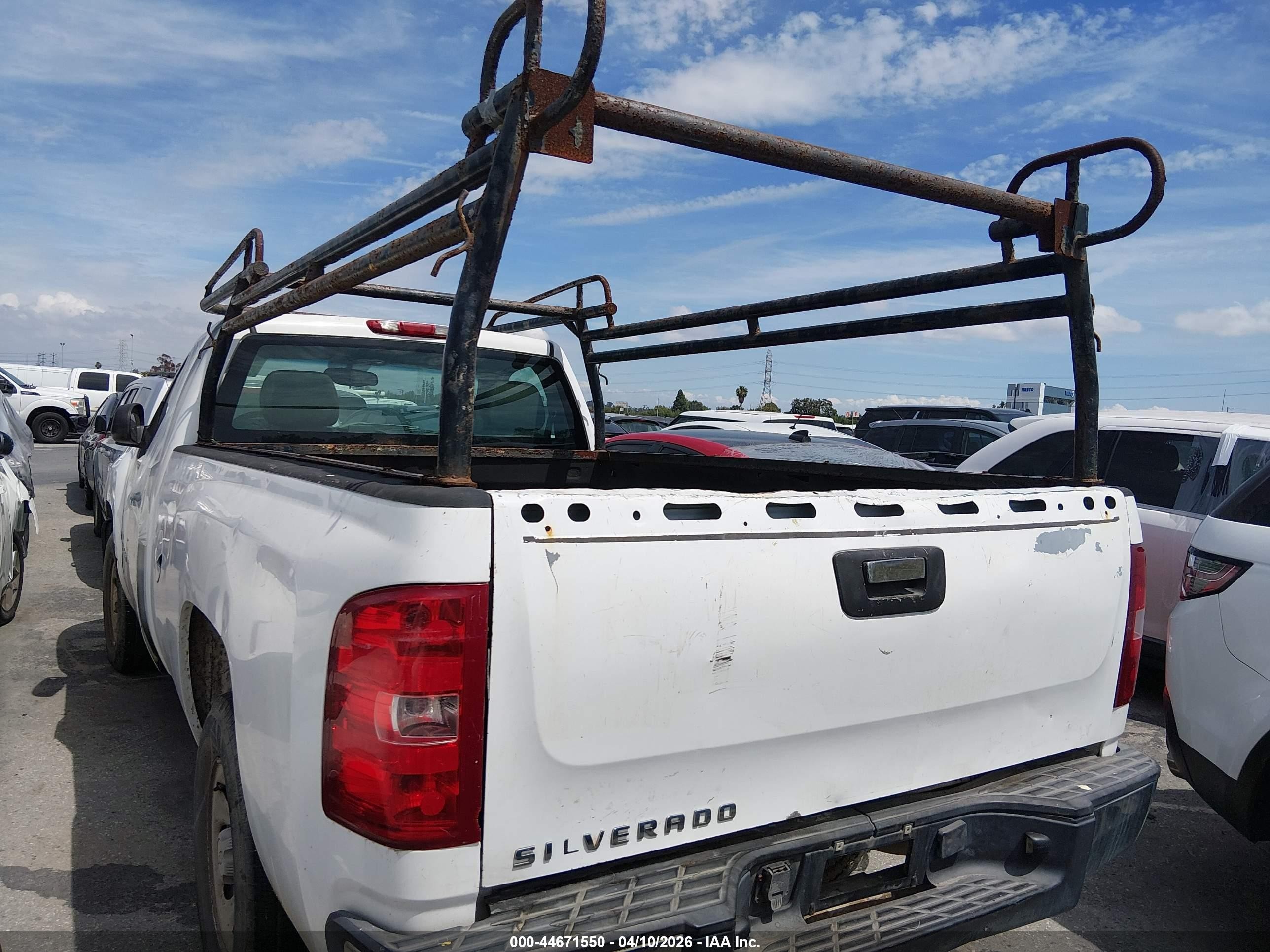 2008 Chevrolet Silverado 1500 Work Truck Белый vin: 1GCEC14X48Z260466