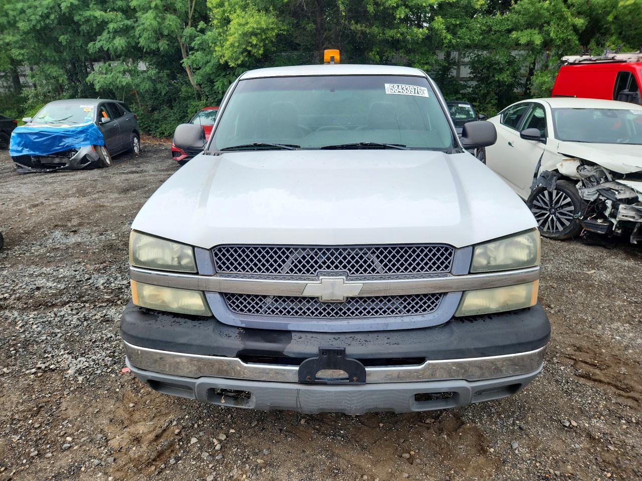 2003 Chevrolet Silverado C1500 White vin: 1GCEC14X53Z113629