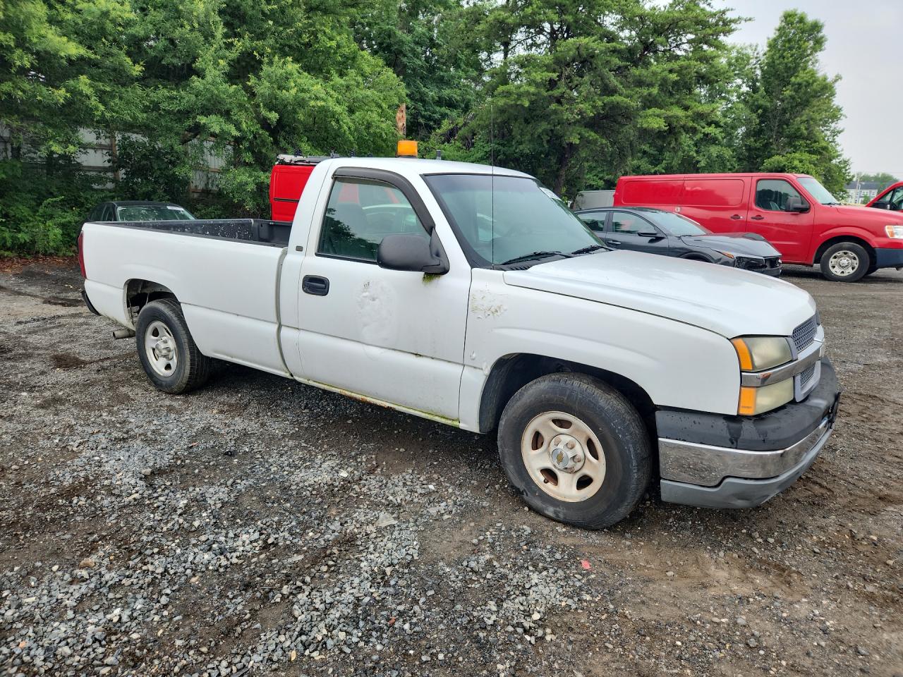 2003 Chevrolet Silverado C1500 White vin: 1GCEC14X53Z113629 Damage: Right Rocker Panel, Rust, > 12 Inches