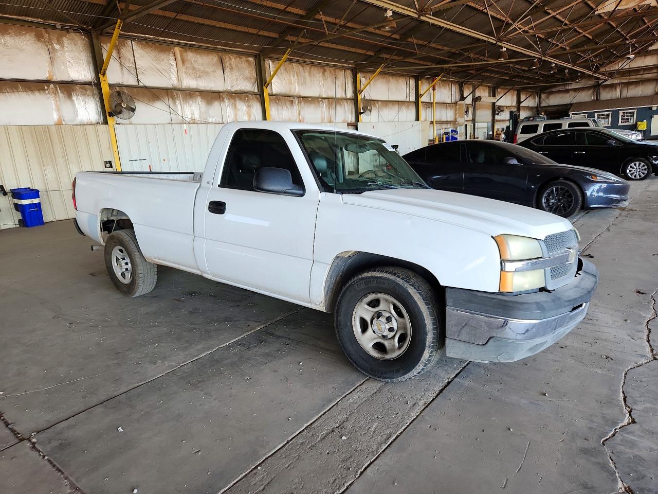 2004 Chevrolet Silverado C1500 White vin: 1GCEC14X54Z352521