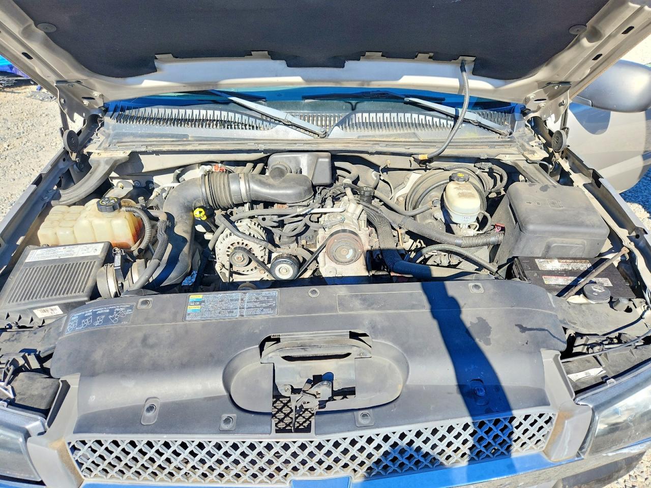 2005 Chevrolet Silverado C1500 Silver vin: 1GCEC14X55Z134127