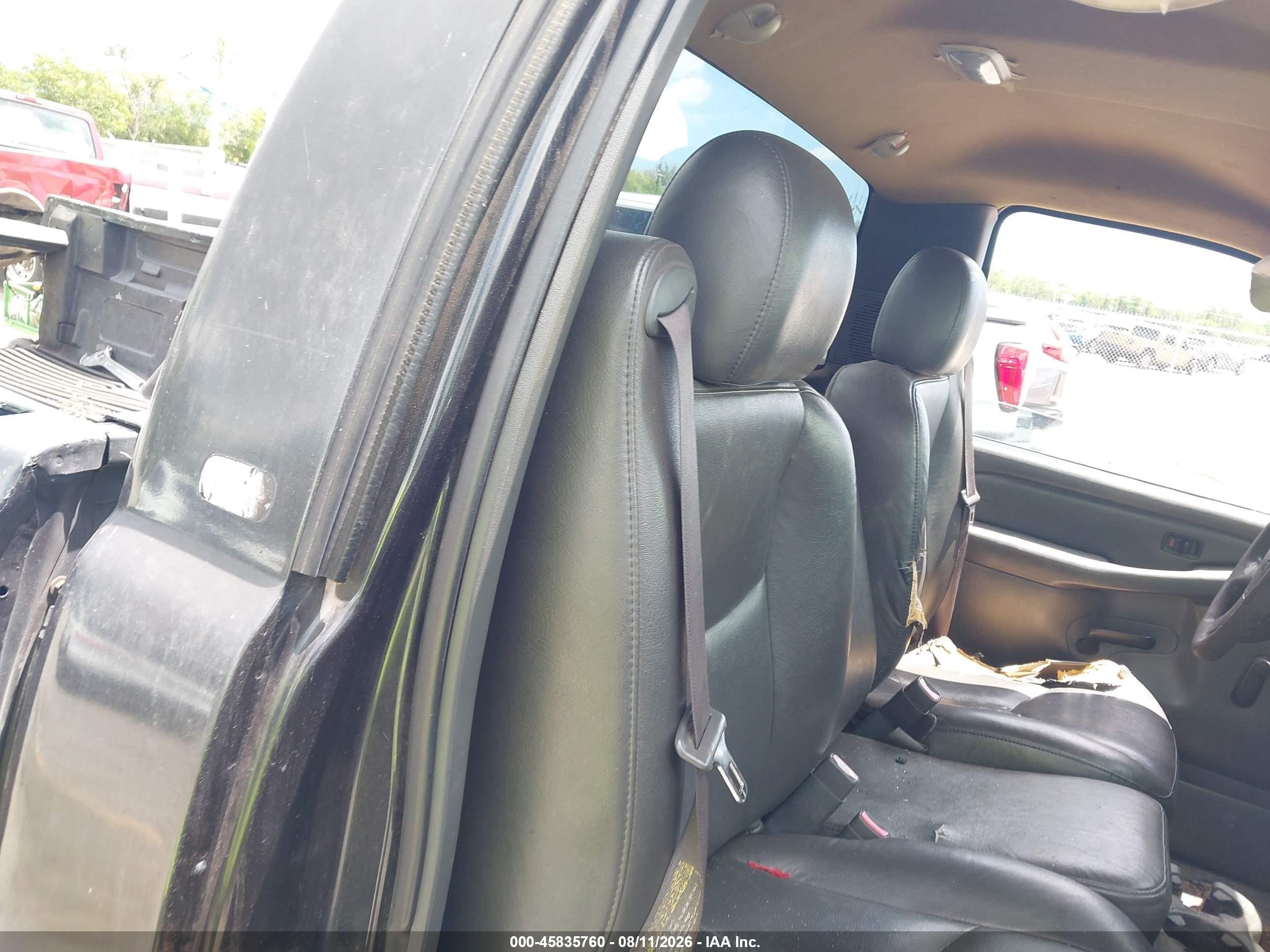 2005 Chevrolet Silverado 1500   Black vin: 1GCEC14X55Z288482