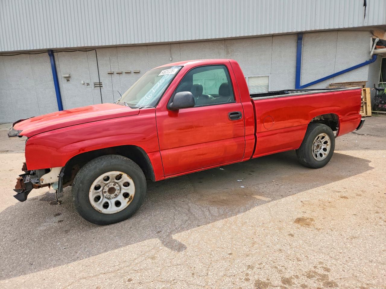 2005 Chevrolet Silverado C1500 Red vin: 1GCEC14X55Z315812