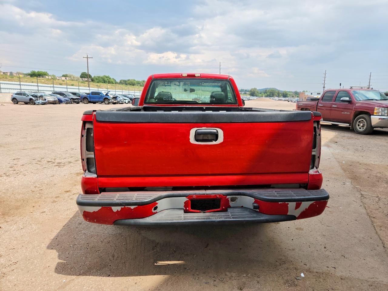 2005 Chevrolet Silverado C1500 Red vin: 1GCEC14X55Z315812