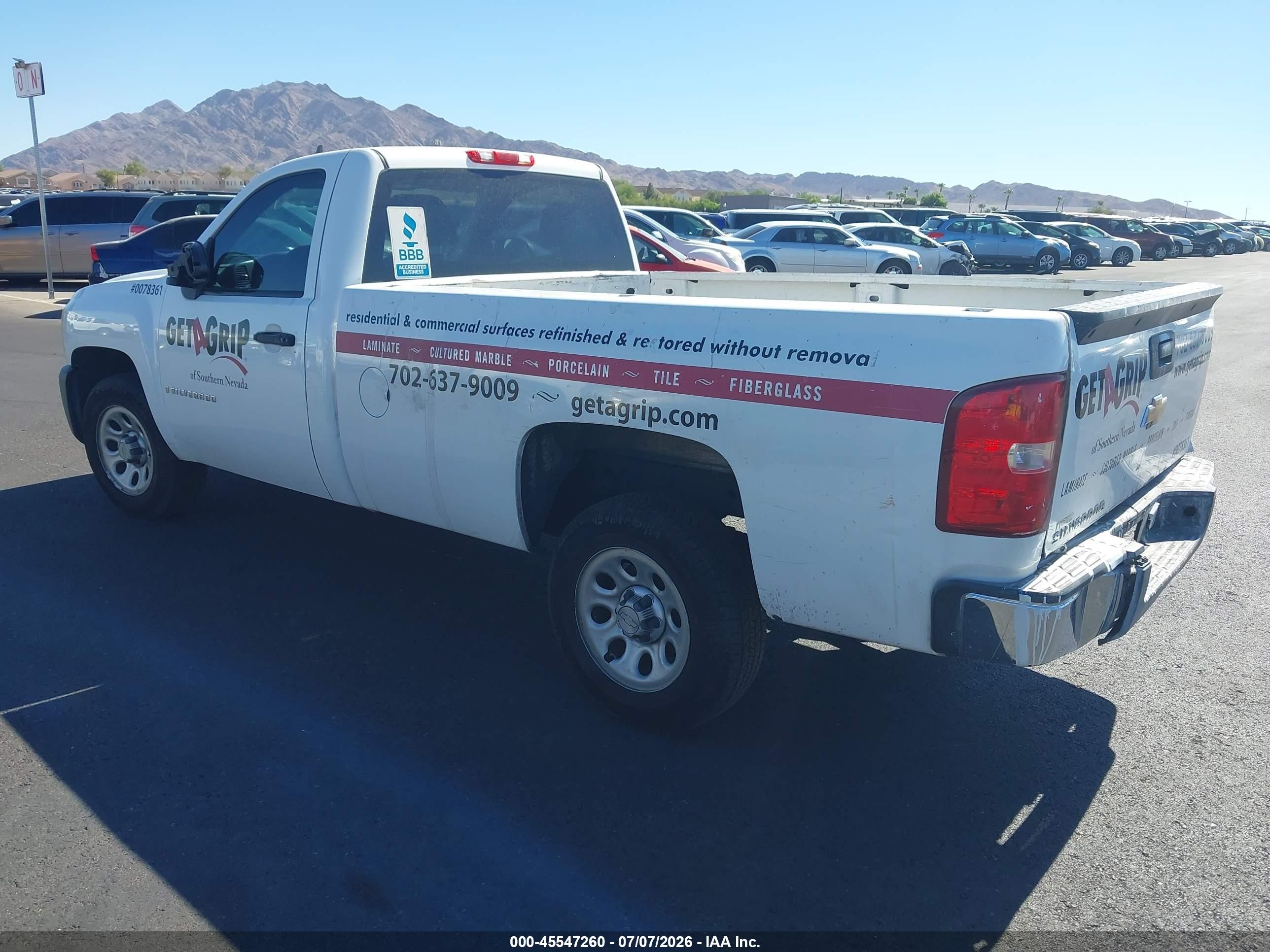 2008 Chevrolet Silverado 1500 Work Truck White vin: 1GCEC14X58Z111631