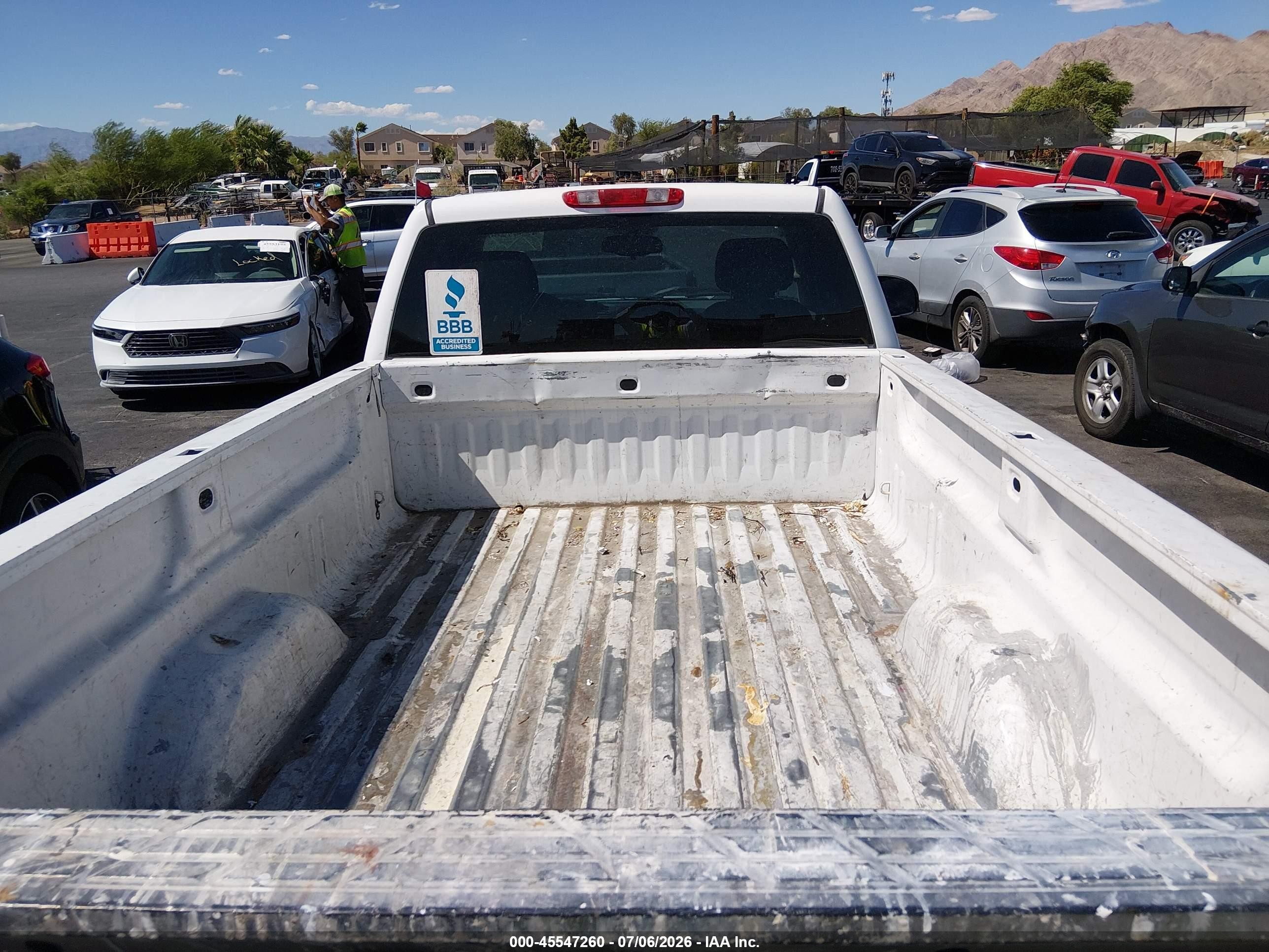 2008 Chevrolet Silverado 1500 Work Truck White vin: 1GCEC14X58Z111631