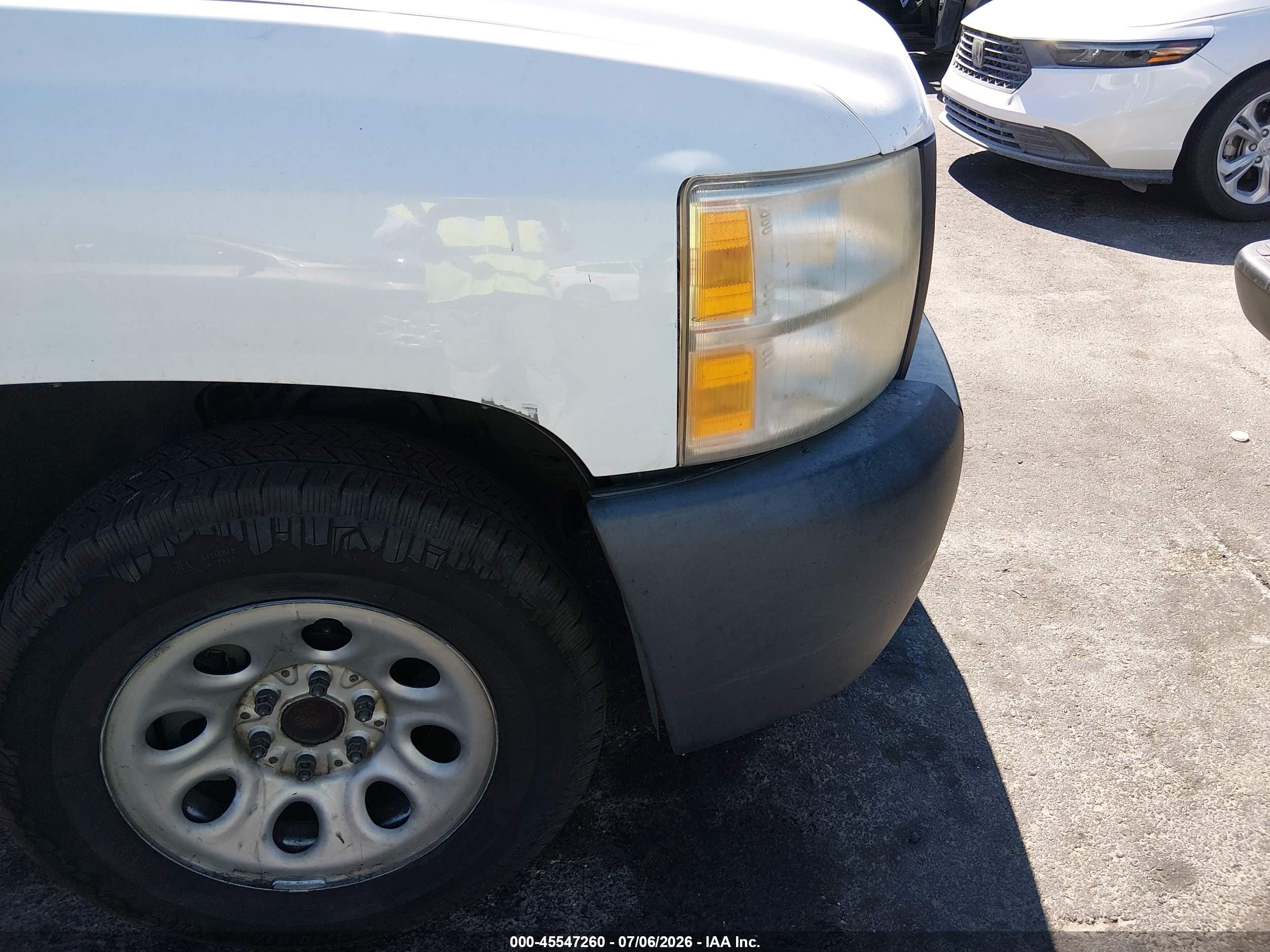 2008 Chevrolet Silverado 1500 Work Truck White vin: 1GCEC14X58Z111631