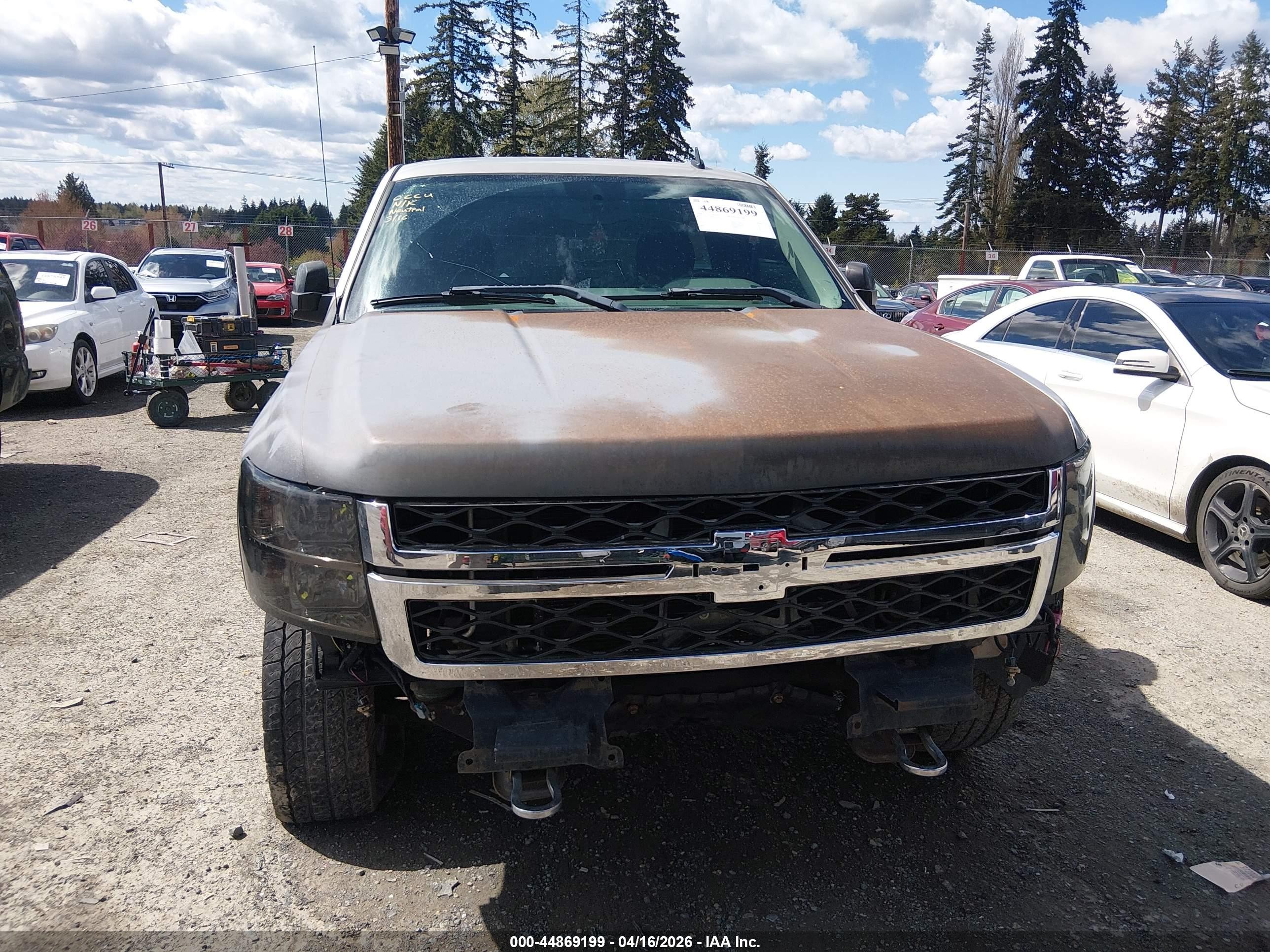 2008 Chevrolet Silverado 1500 Work Truck Silver vin: 1GCEC14X58Z112794
