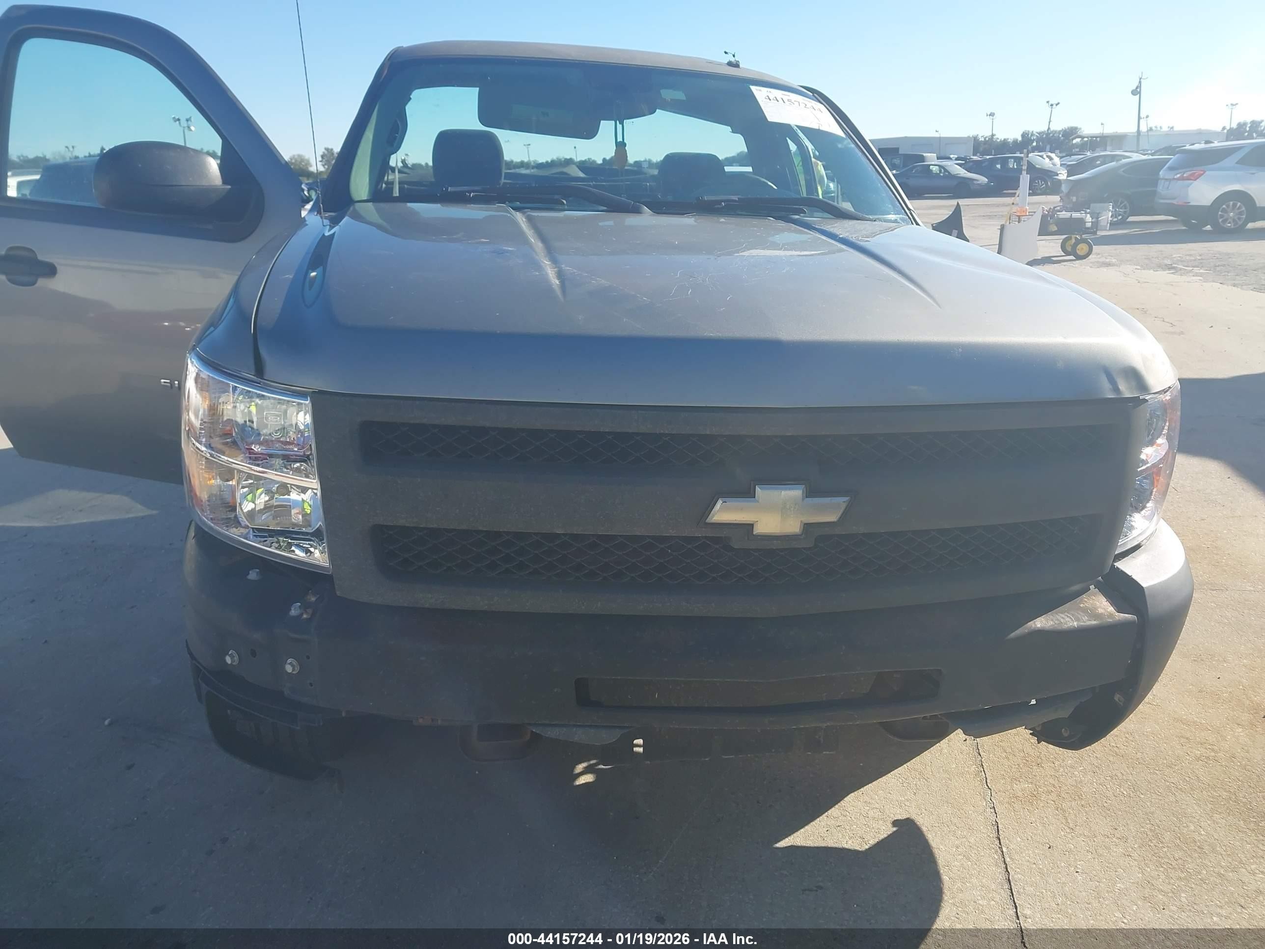 2009 Chevrolet Silverado 1500 Work Truck Gray vin: 1GCEC14X59Z135901