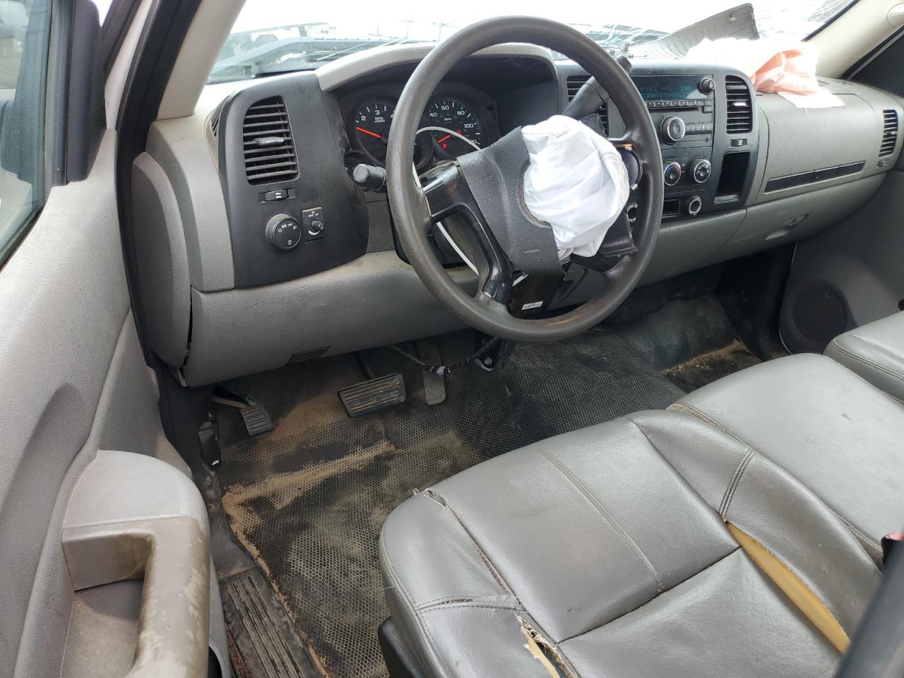 2009 Chevrolet Silverado C1500 White vin: 1GCEC14X59Z202903