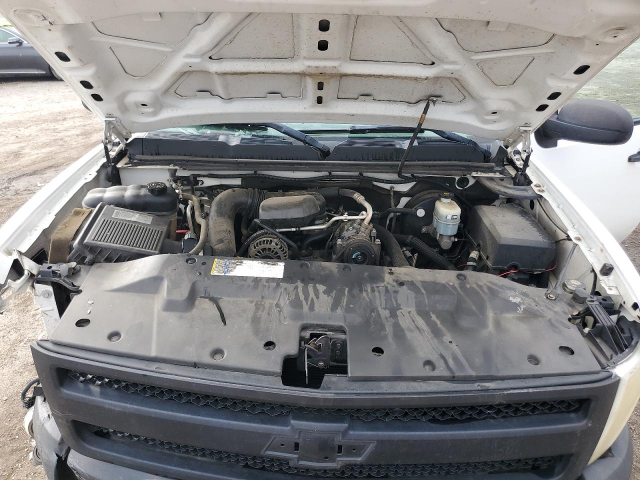 2009 Chevrolet Silverado C1500 White vin: 1GCEC14X59Z202903