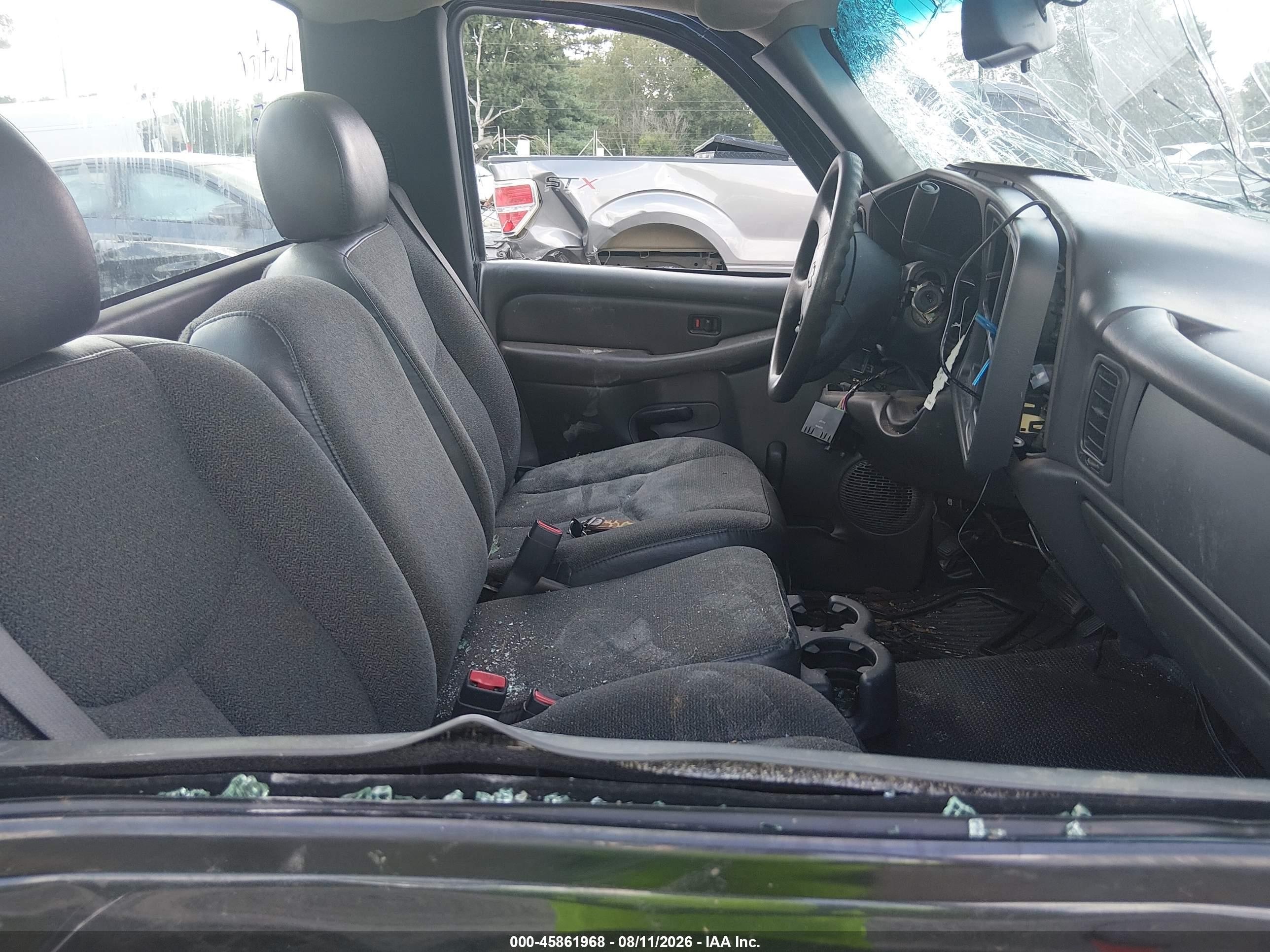 2003 Chevrolet Silverado 1500   Black vin: 1GCEC14X63Z162483