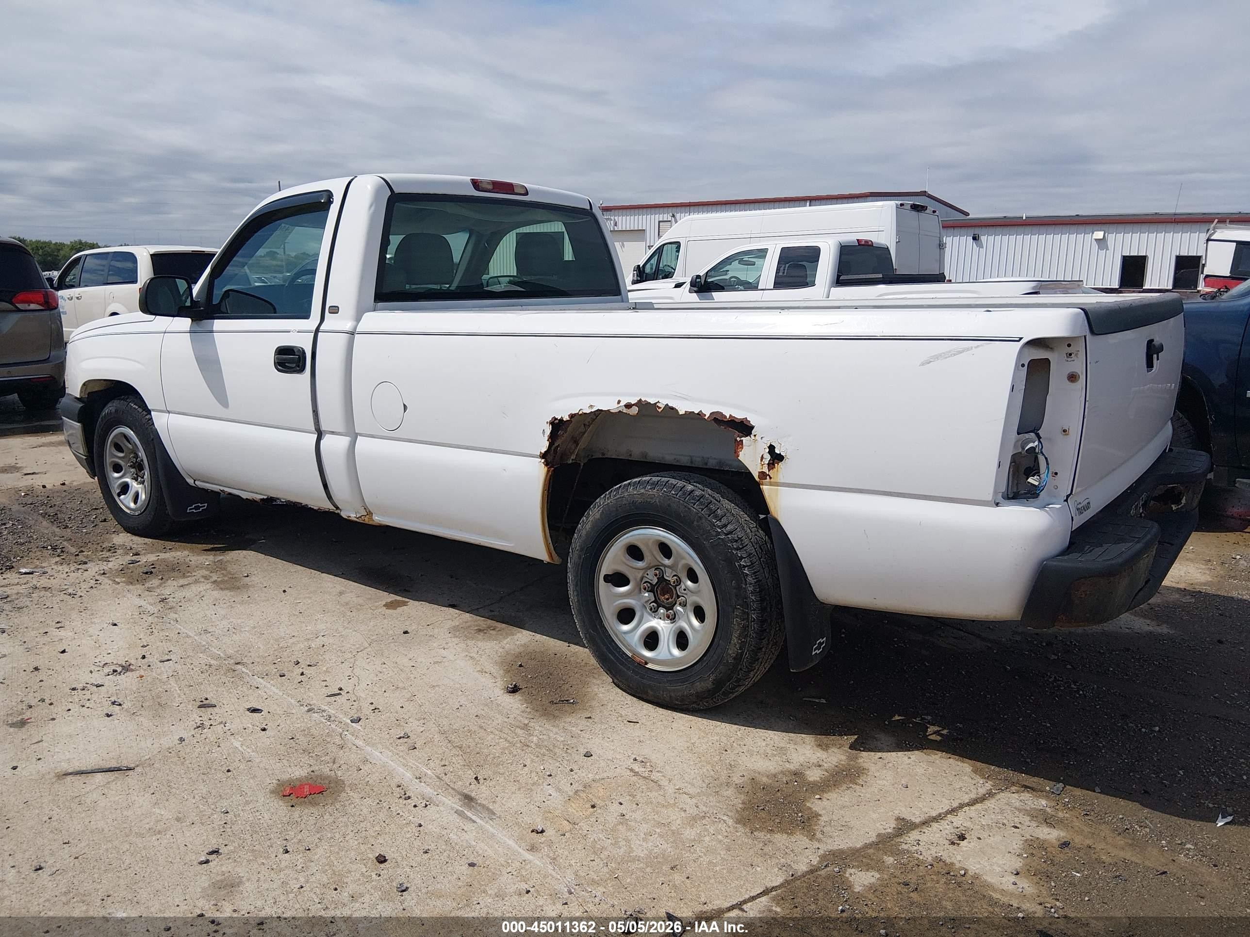 2005 Chevrolet Silverado 1500 Work Truck White vin: 1GCEC14X65Z152619