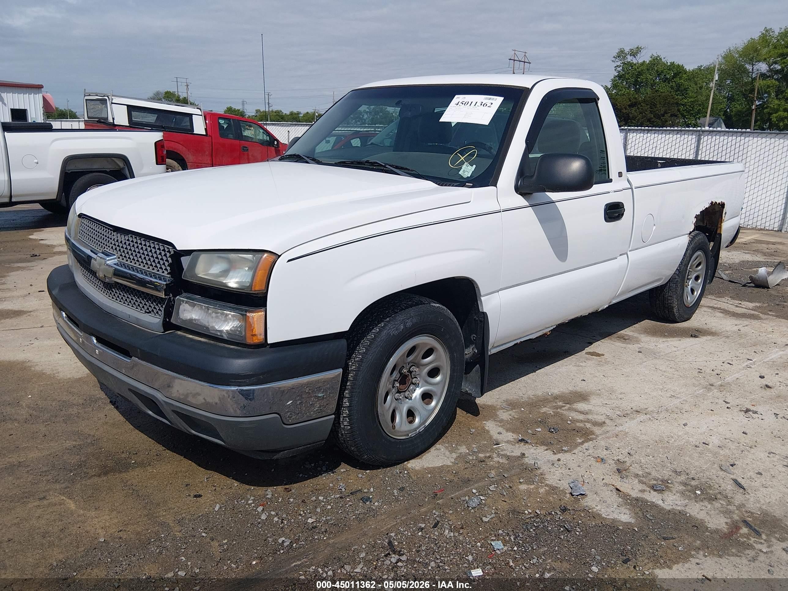 2005 Chevrolet Silverado 1500 Work Truck White vin: 1GCEC14X65Z152619