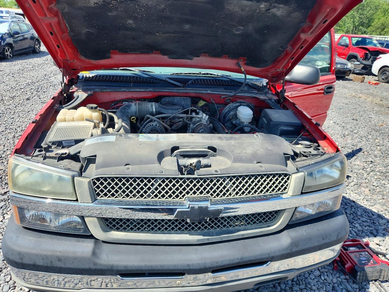 2005 Chevrolet Silverado C1500 Red vin: 1GCEC14X65Z199925