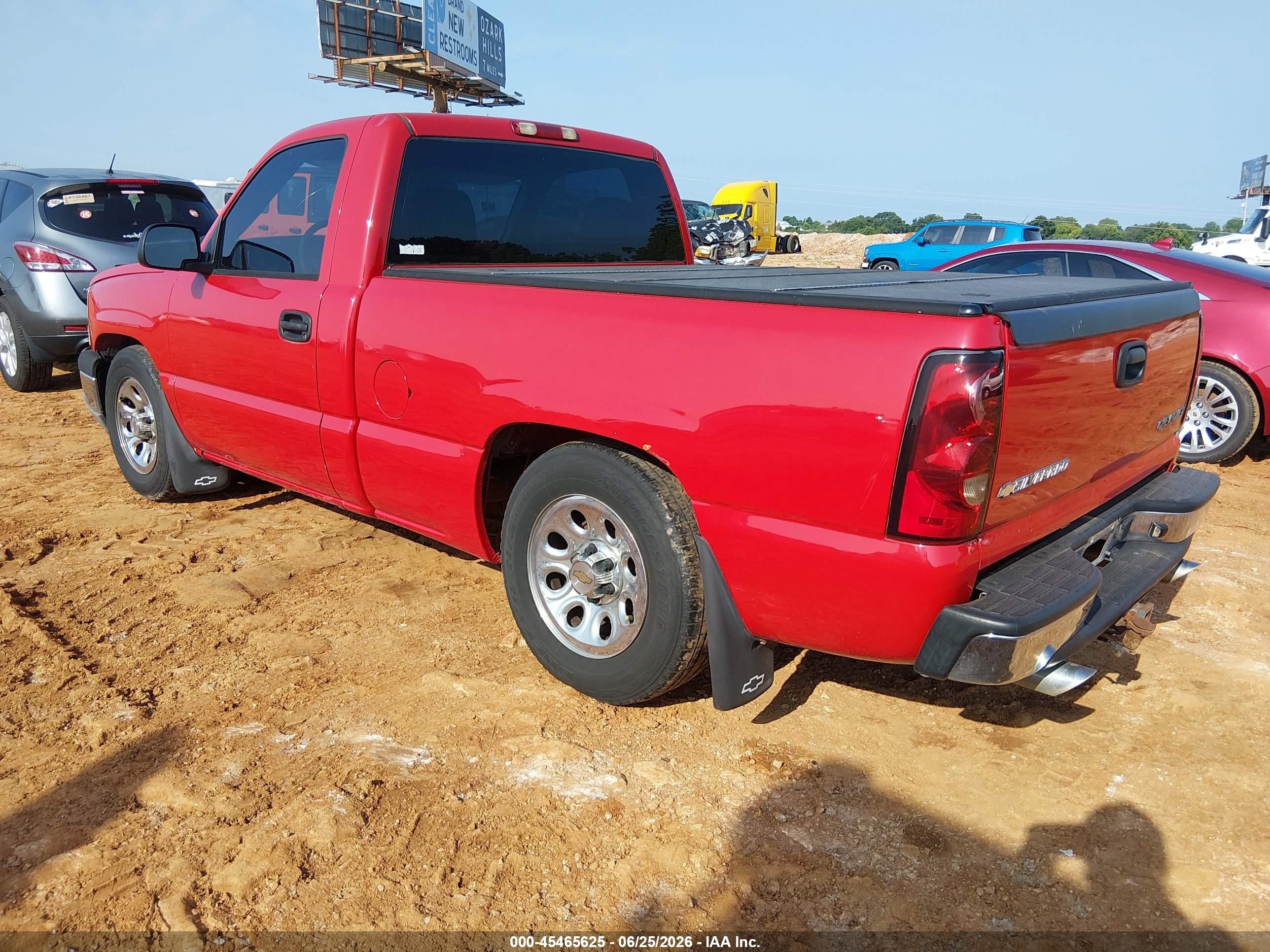 2005 Chevrolet Silverado 1500 Work Truck Red vin: 1GCEC14X65Z261405
