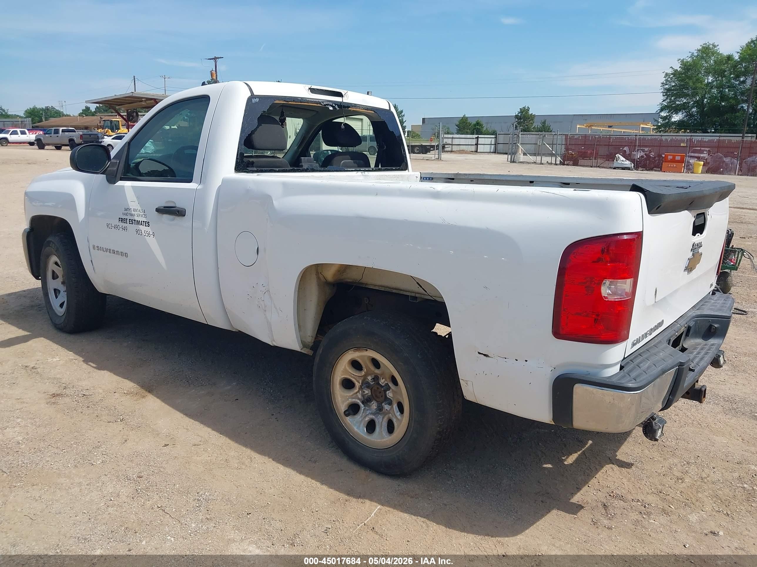 2009 Chevrolet Silverado 1500 Work Truck White vin: 1GCEC14X69Z193791