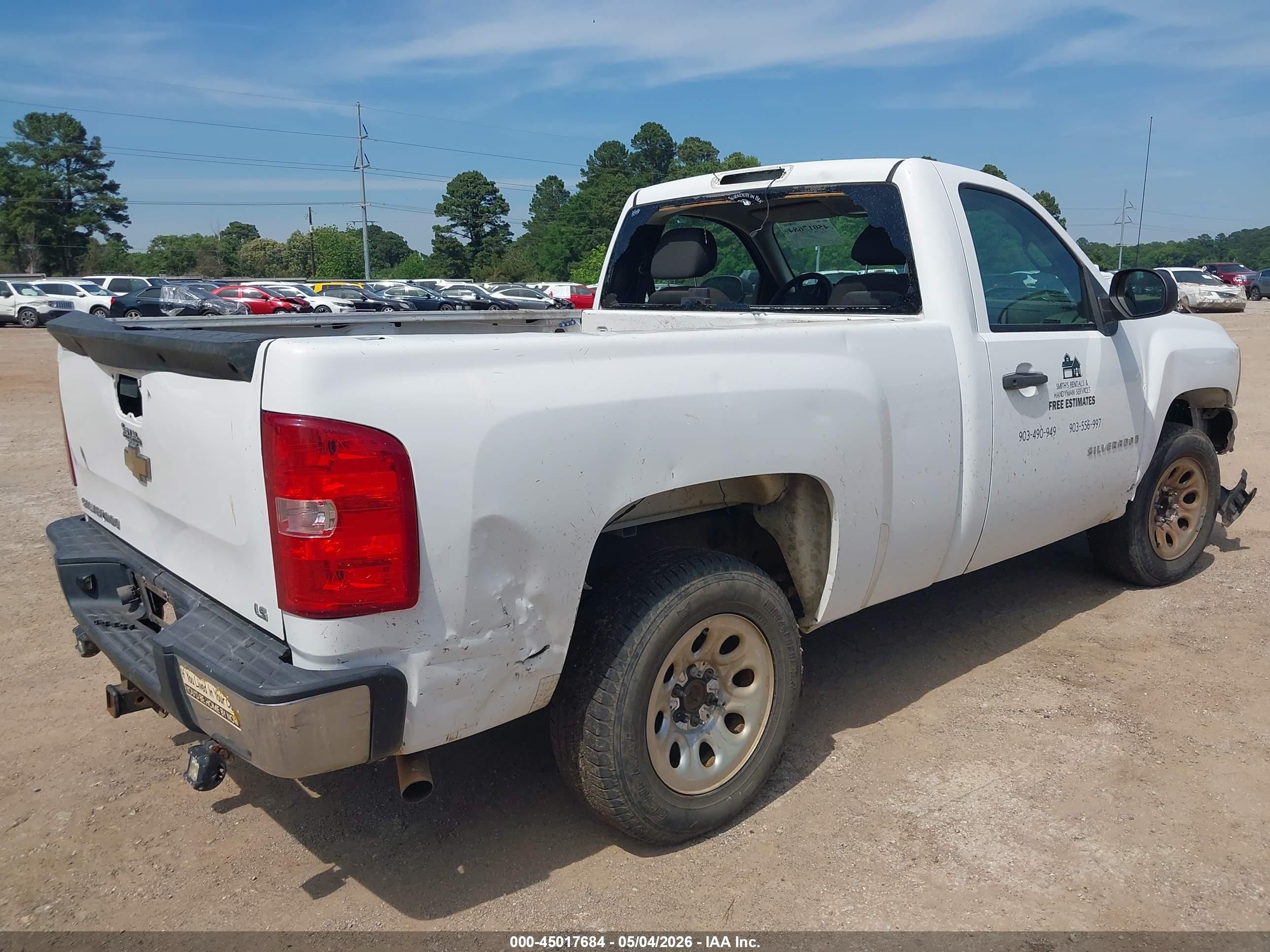 2009 Chevrolet Silverado 1500 Work Truck White vin: 1GCEC14X69Z193791