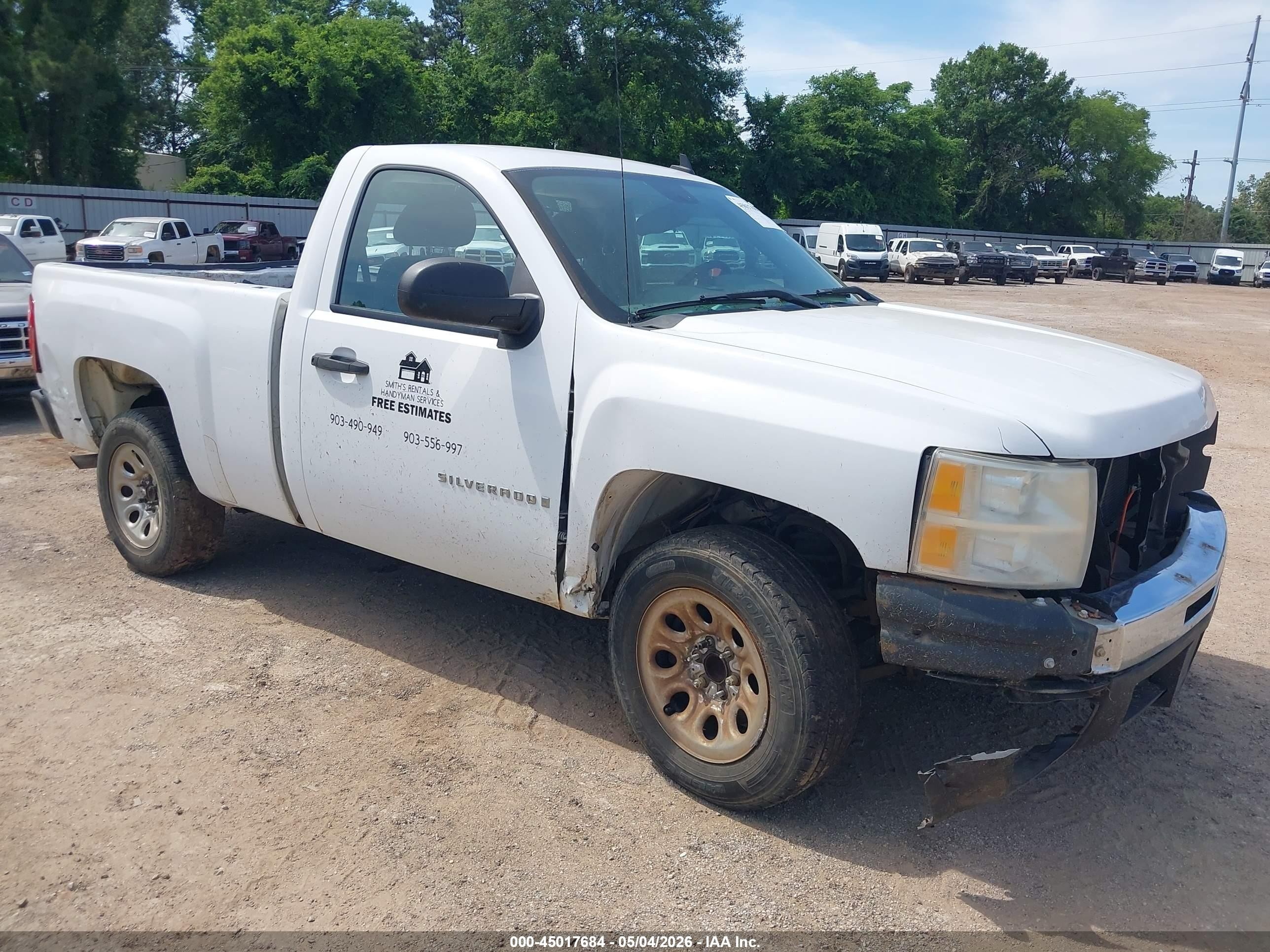 2009 Chevrolet Silverado 1500 Work Truck White vin: 1GCEC14X69Z193791