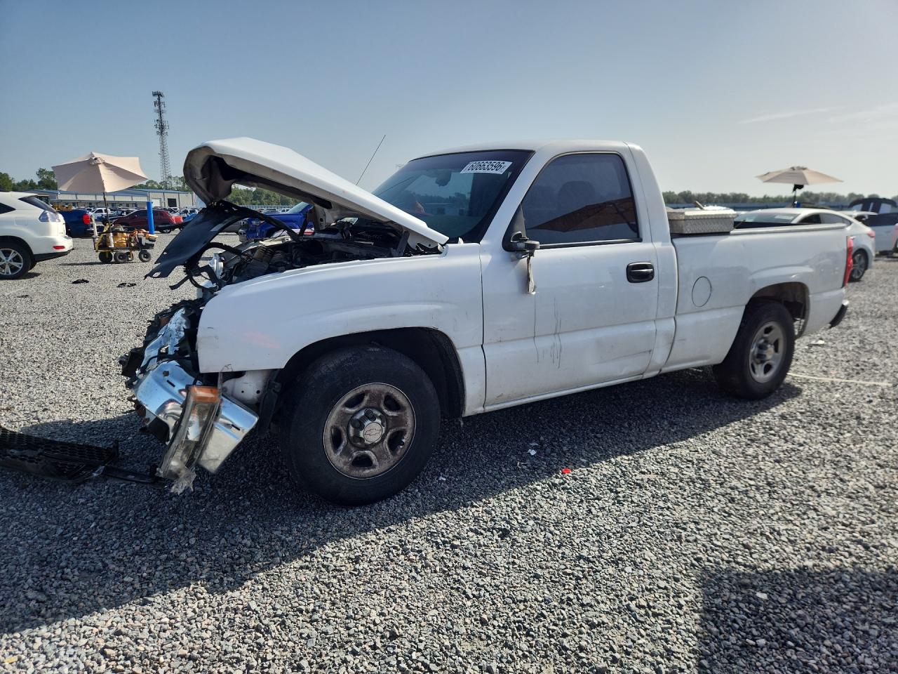 2003 Chevrolet Silverado C1500 White vin: 1GCEC14X73Z317364