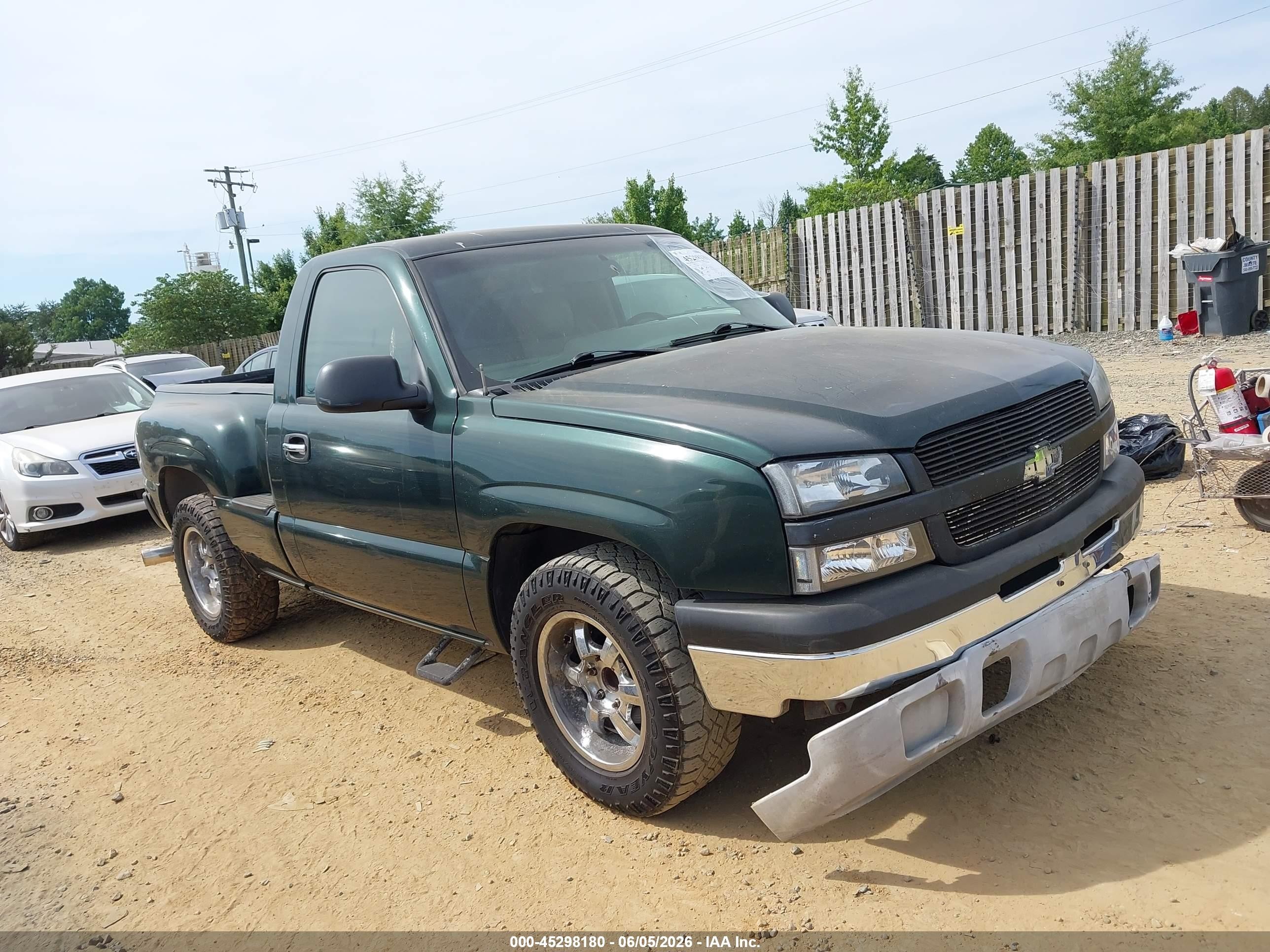 2003 Chevrolet Silverado 1500   Green vin: 1GCEC14X73Z356598