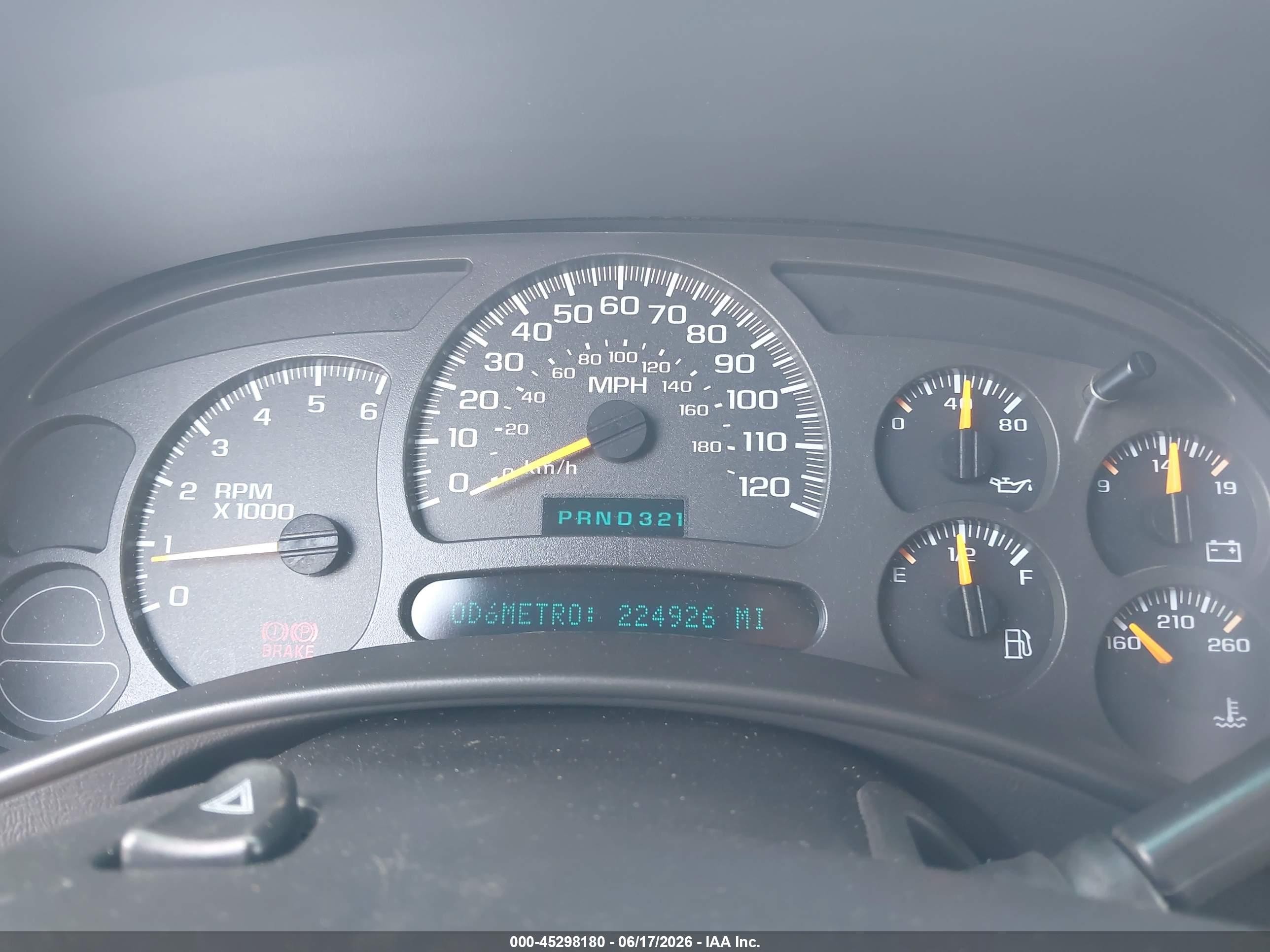 2003 Chevrolet Silverado 1500   Green vin: 1GCEC14X73Z356598