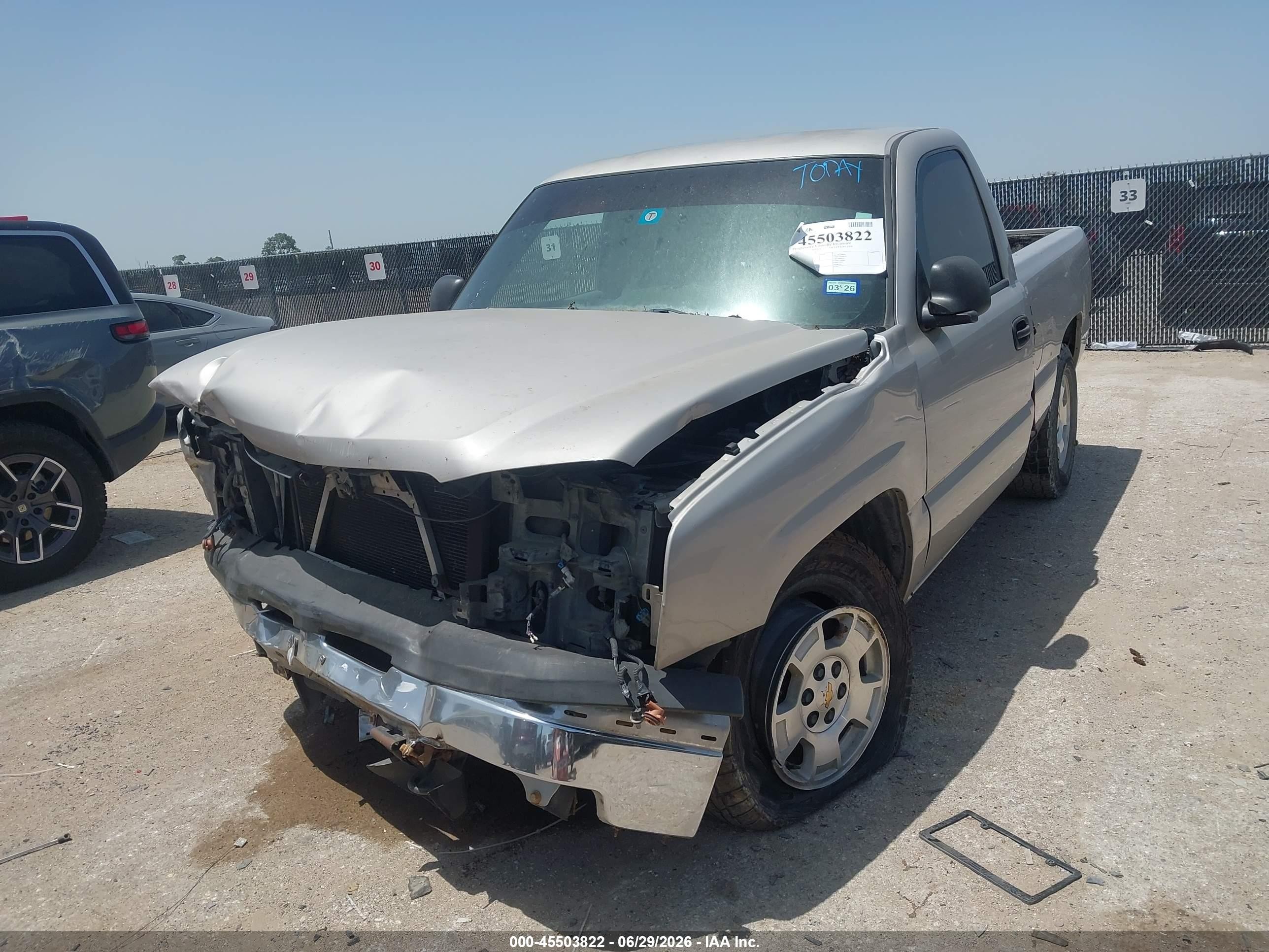 2005 Chevrolet Silverado 1500 Work Truck Gray vin: 1GCEC14X75Z182843