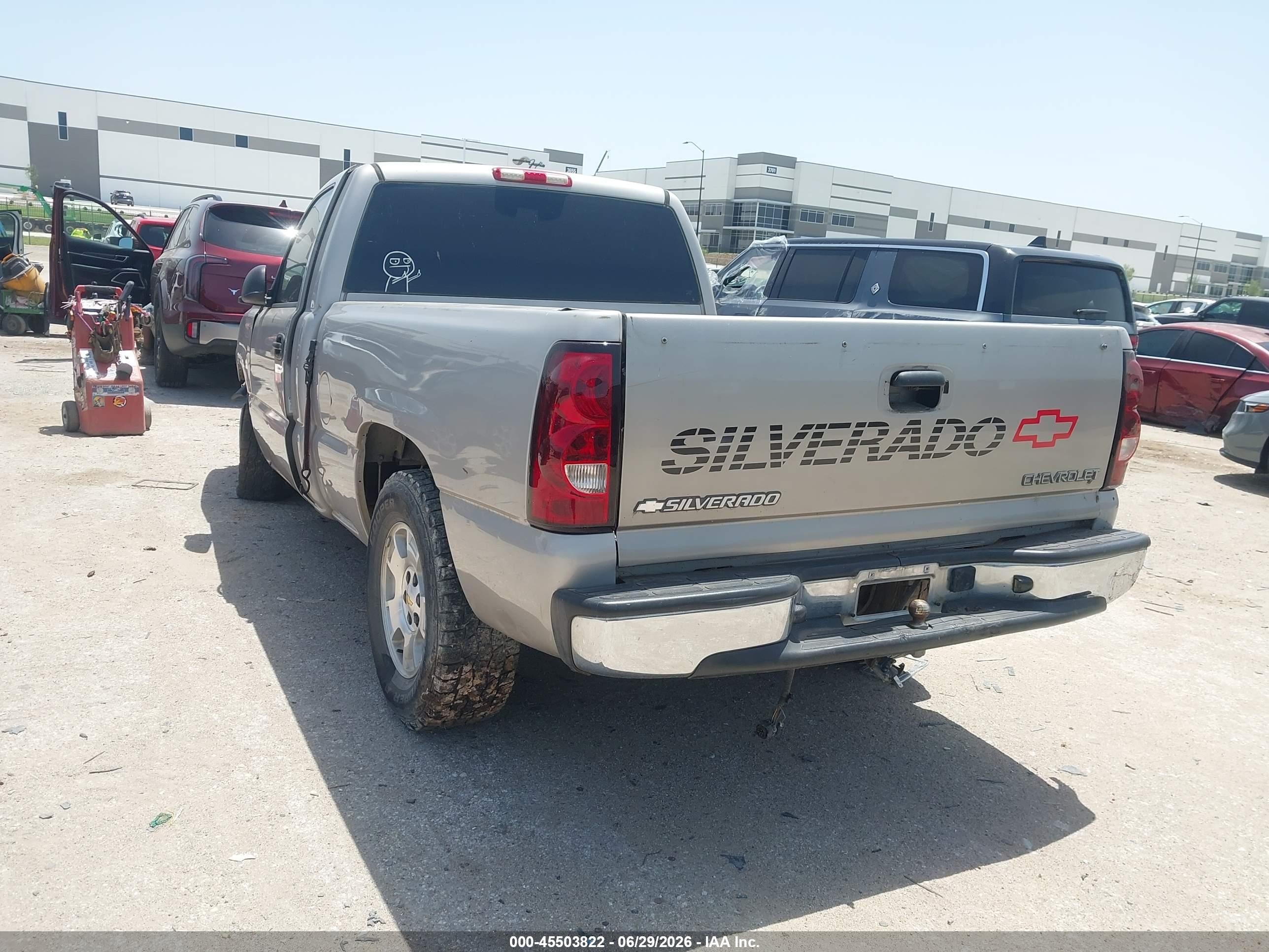 2005 Chevrolet Silverado 1500 Work Truck Gray vin: 1GCEC14X75Z182843