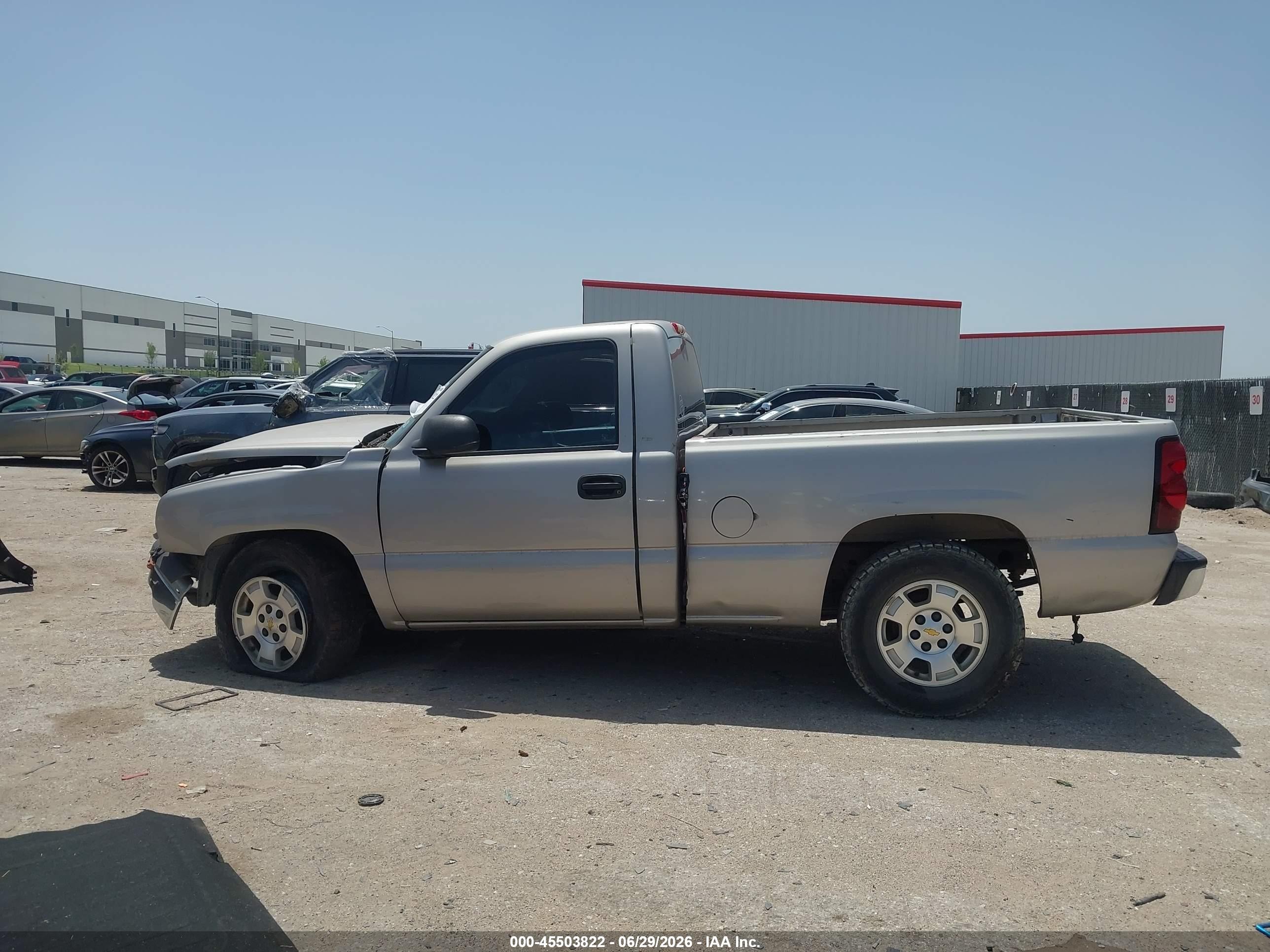 2005 Chevrolet Silverado 1500 Work Truck Gray vin: 1GCEC14X75Z182843