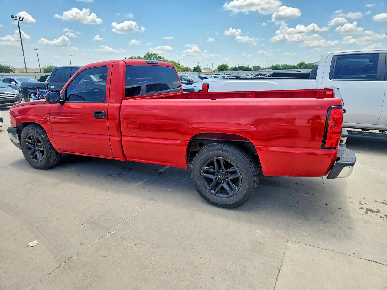 2005 Chevrolet Silverado C1500 Красный vin: 1GCEC14X75Z185998