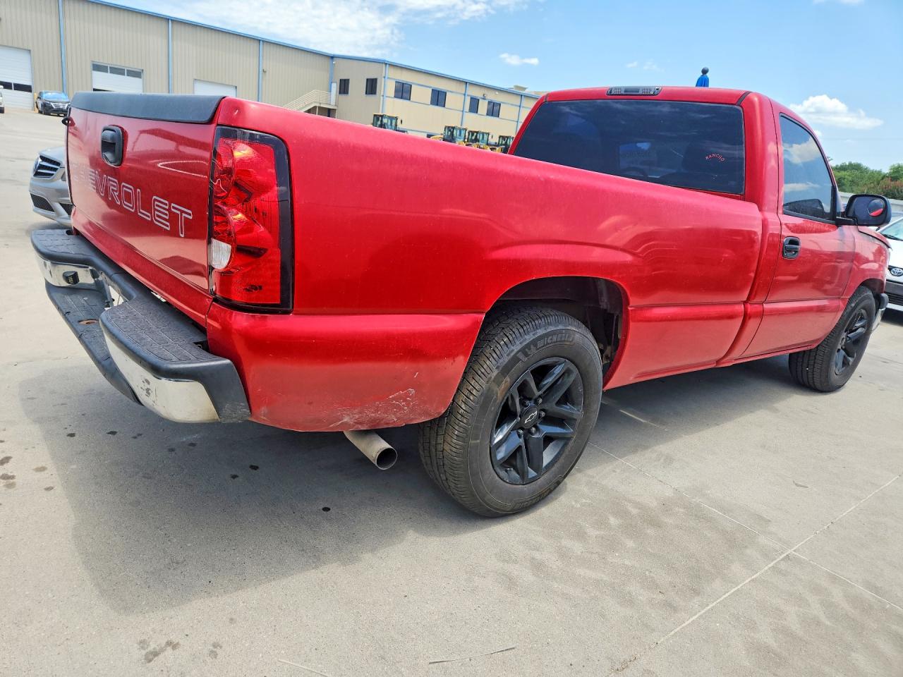 2005 Chevrolet Silverado C1500 Красный vin: 1GCEC14X75Z185998