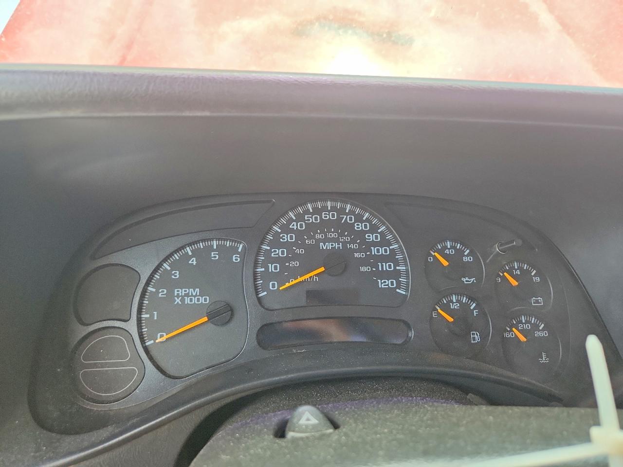2005 Chevrolet Silverado C1500 Красный vin: 1GCEC14X75Z185998