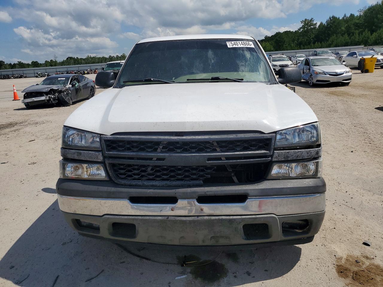 2005 Chevrolet Silverado C1500 White vin: 1GCEC14X75Z278441