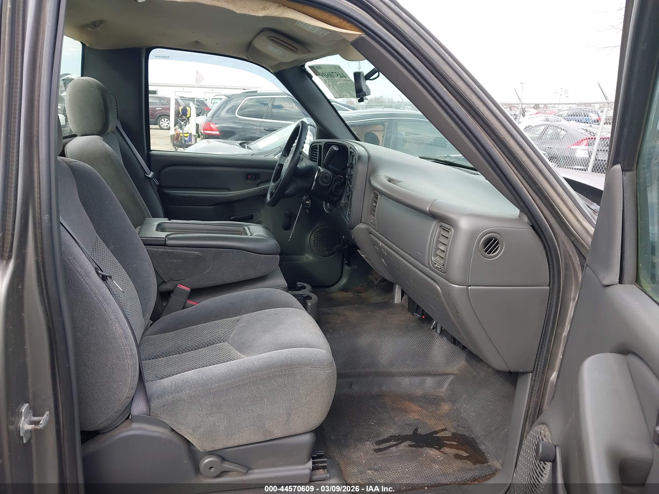 2006 Chevrolet Silverado 1500 Work Truck Gray vin: 1GCEC14X76Z102040