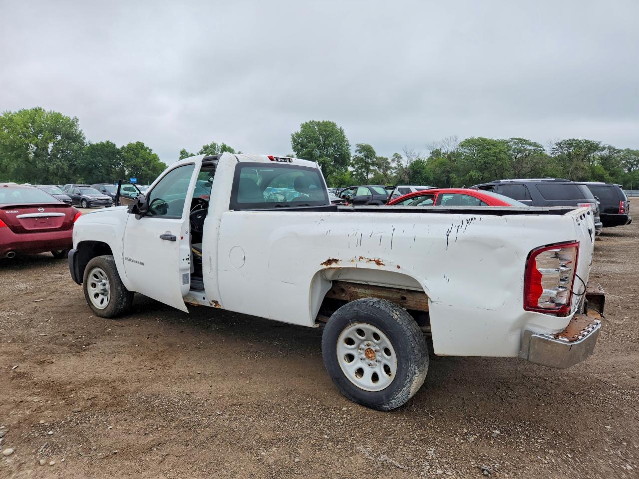 2008 Chevrolet Silverado C1500 White vin: 1GCEC14X78Z243838