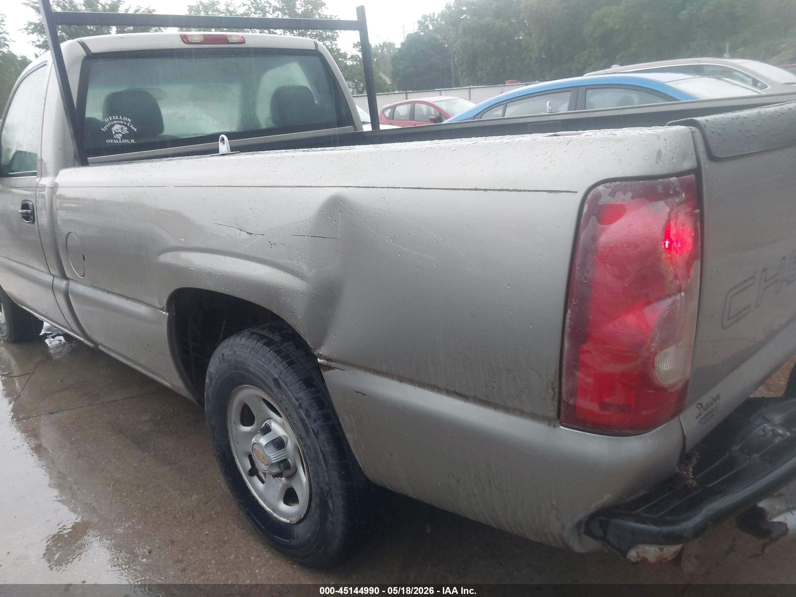 2003 Chevrolet Silverado 1500 Work Truck Silver vin: 1GCEC14X83Z322430