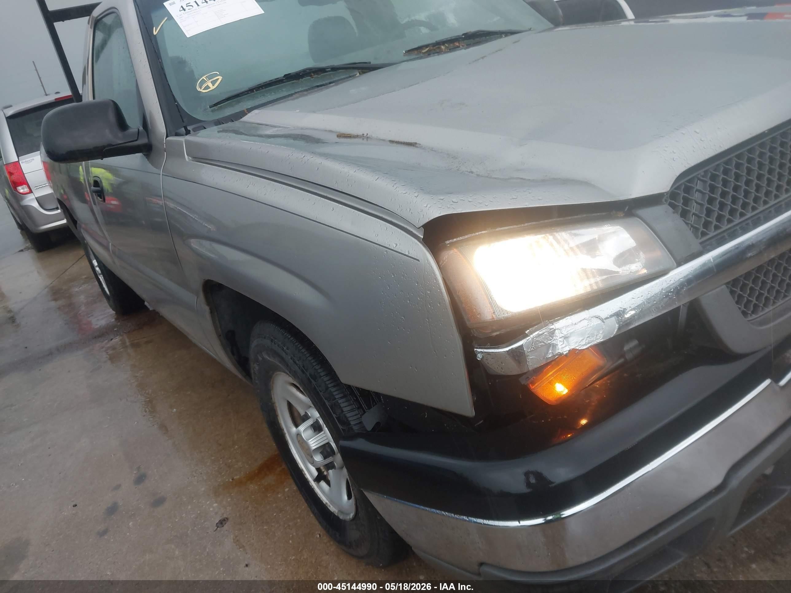 2003 Chevrolet Silverado 1500 Work Truck Silver vin: 1GCEC14X83Z322430