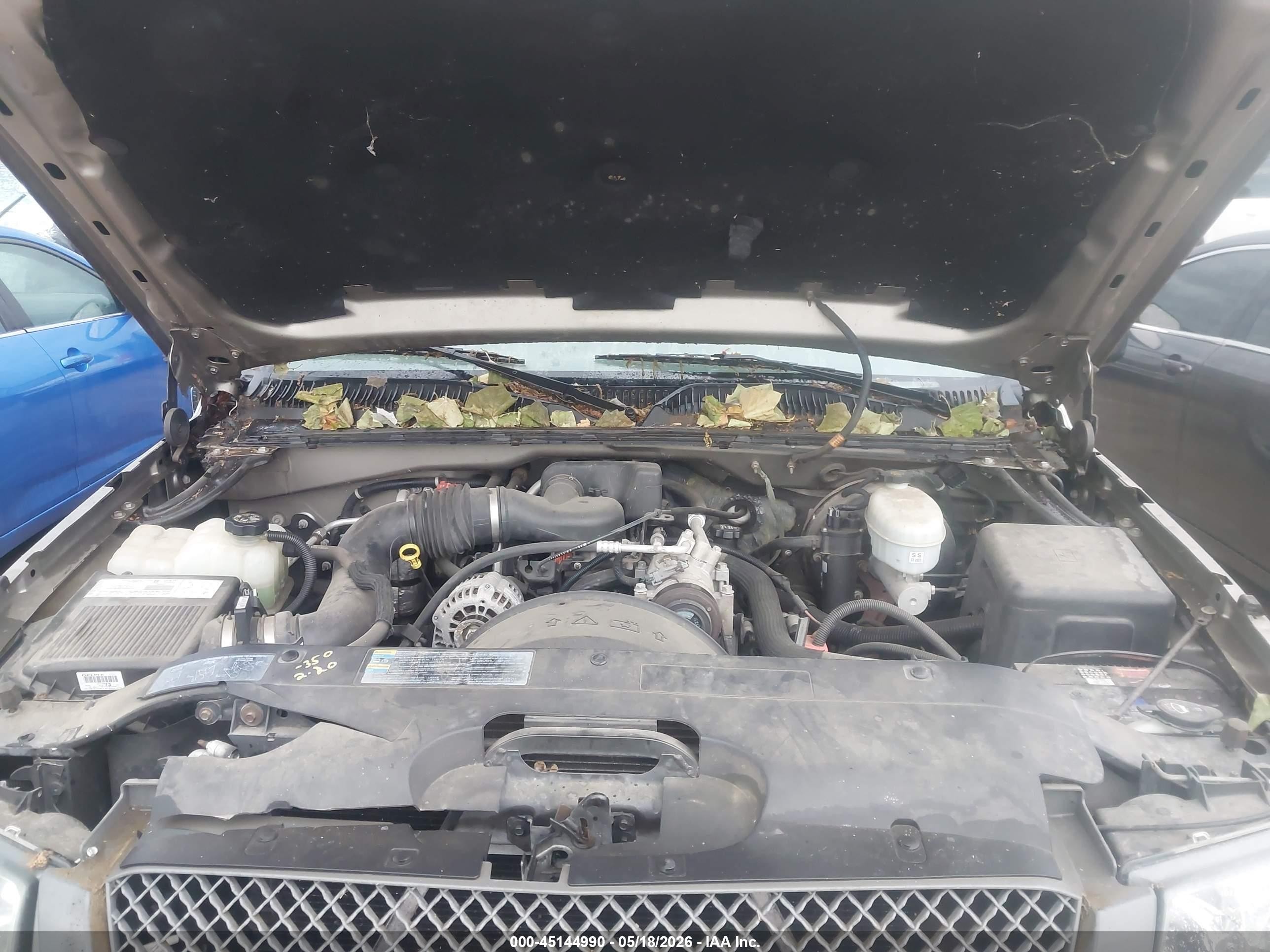 2003 Chevrolet Silverado 1500 Work Truck Silver vin: 1GCEC14X83Z322430