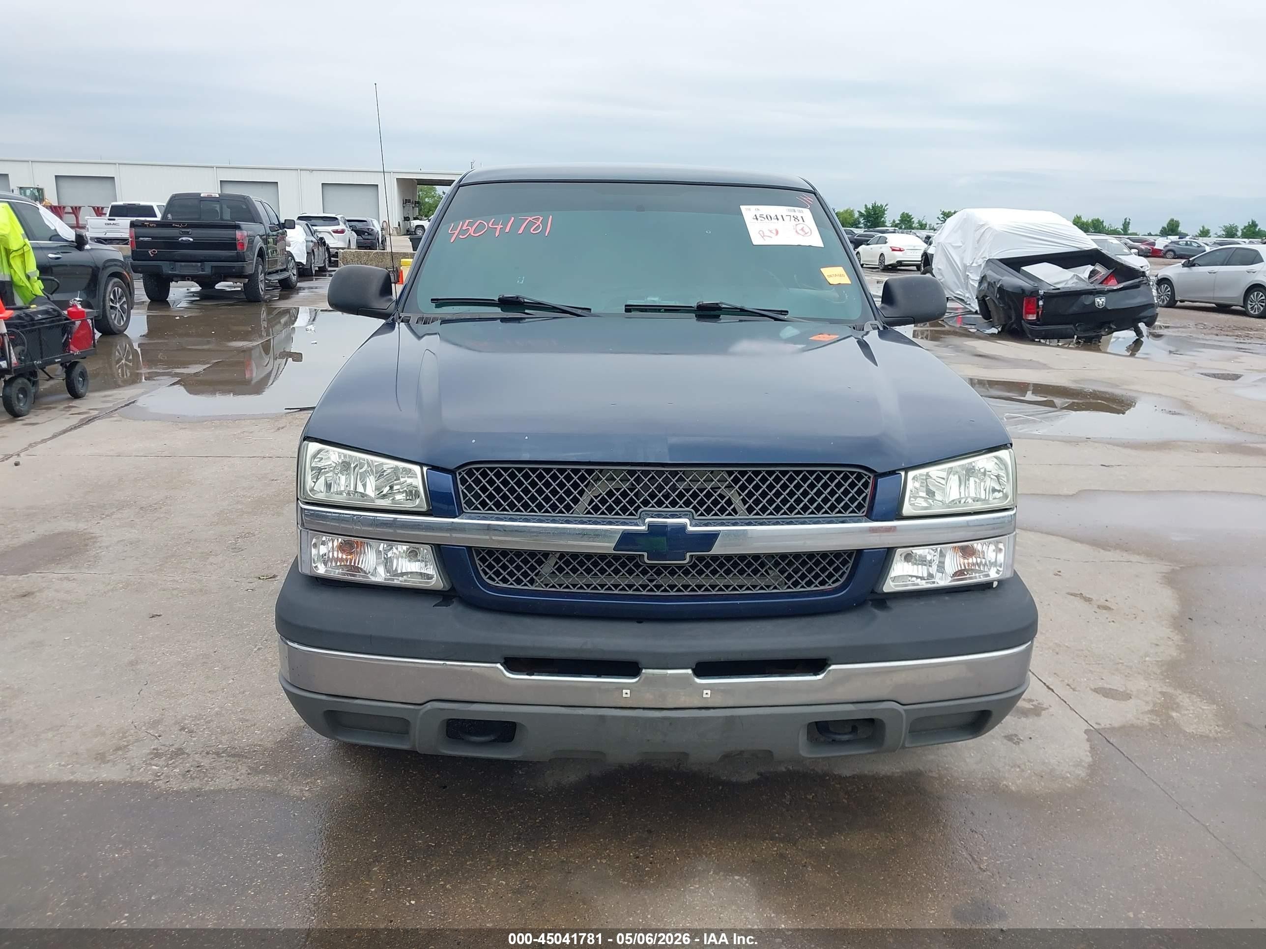 2004 Chevrolet Silverado 1500   Синий vin: 1GCEC14X84Z181232