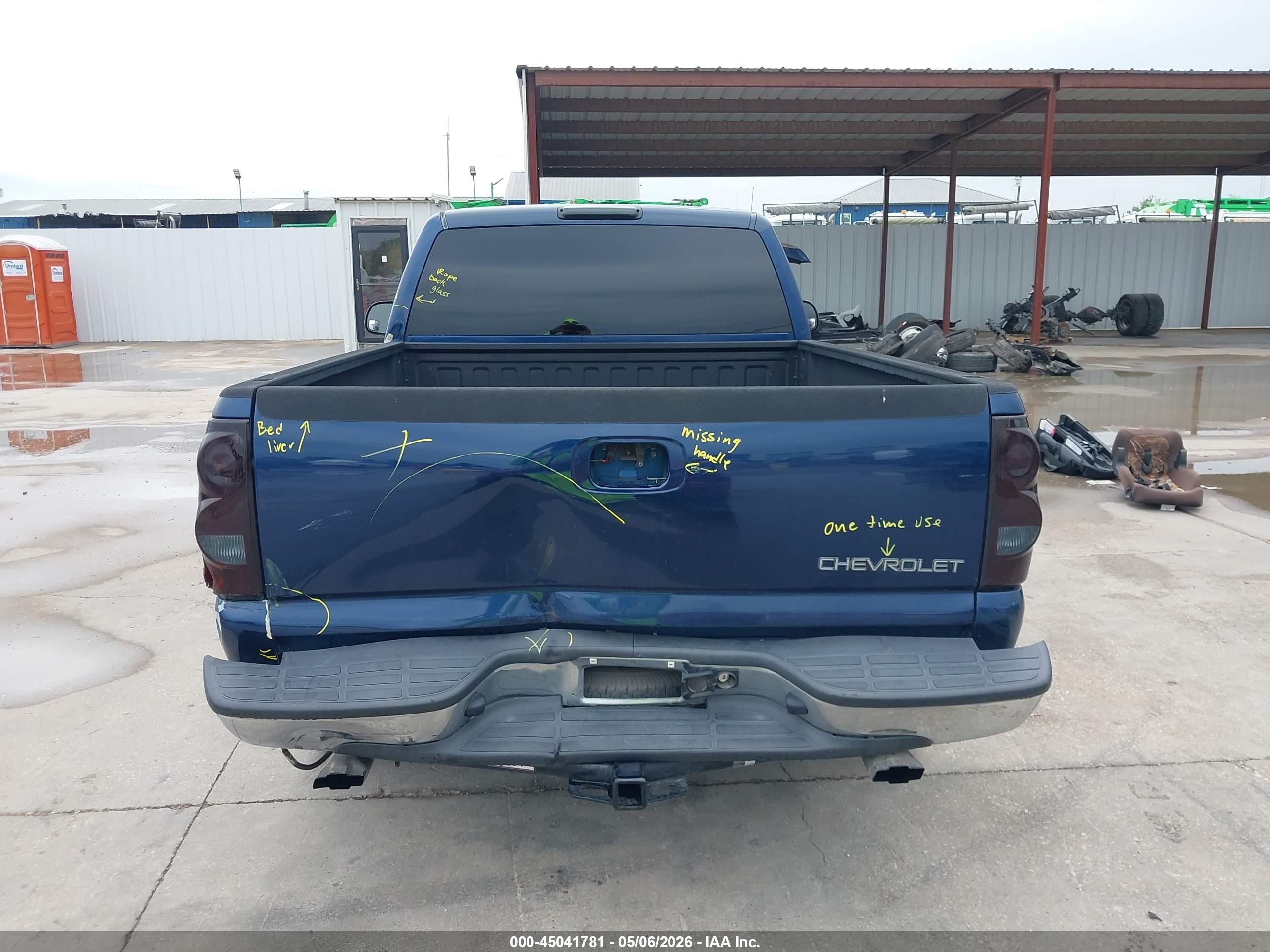 2004 Chevrolet Silverado 1500   Синий vin: 1GCEC14X84Z181232