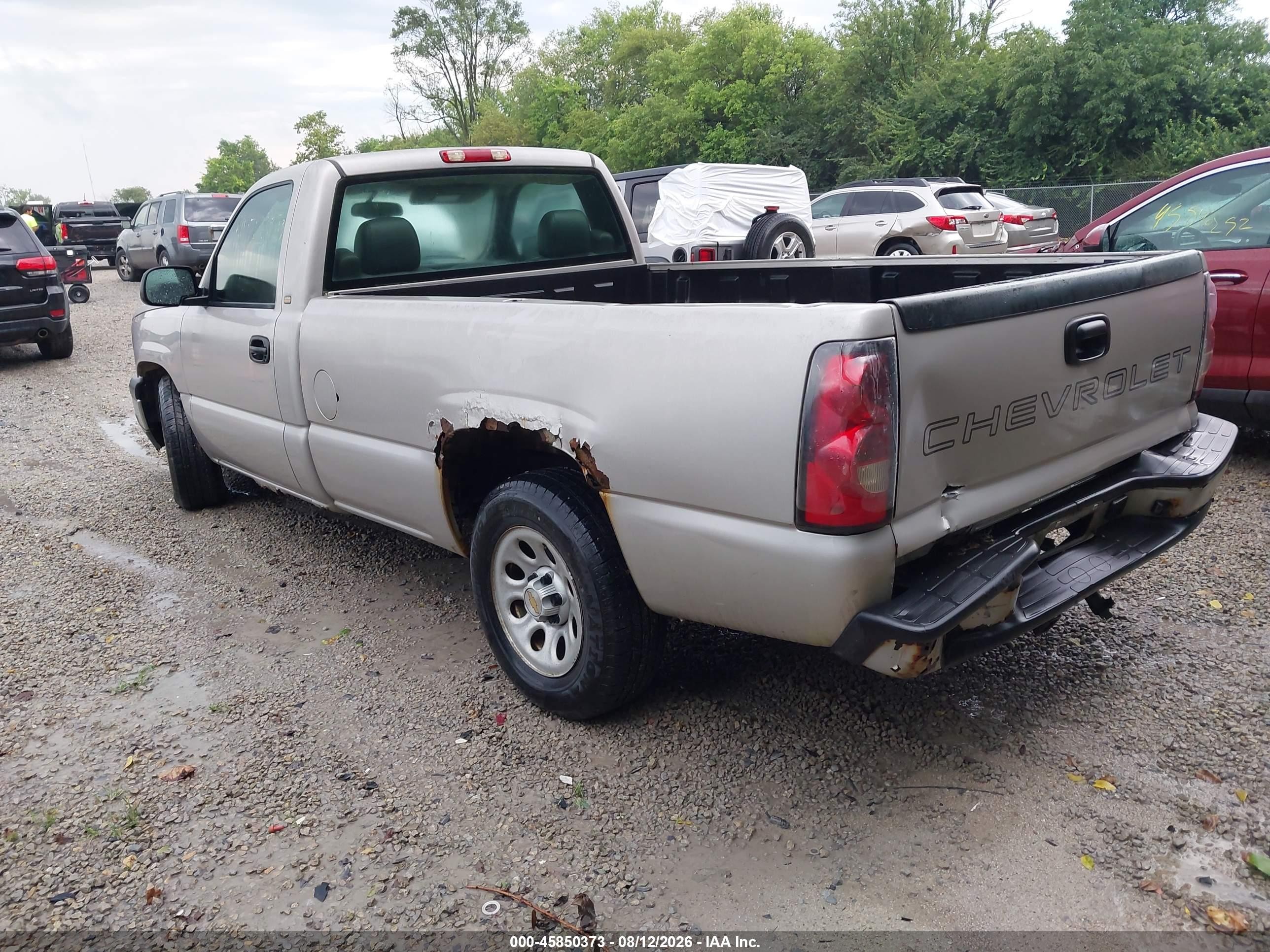 2005 Chevrolet Silverado 1500 Work Truck Tan vin: 1GCEC14X85Z228602