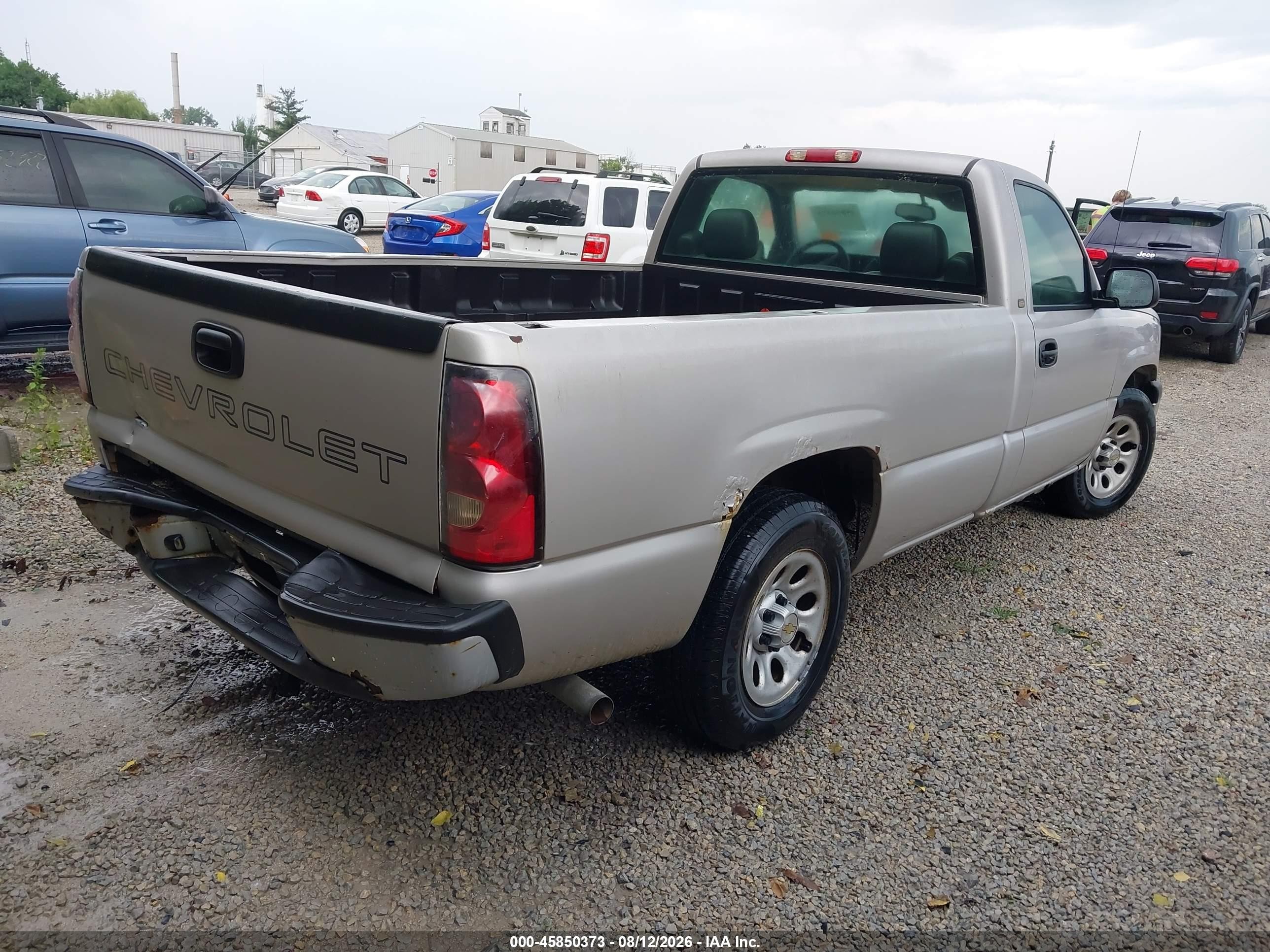 2005 Chevrolet Silverado 1500 Work Truck Tan vin: 1GCEC14X85Z228602