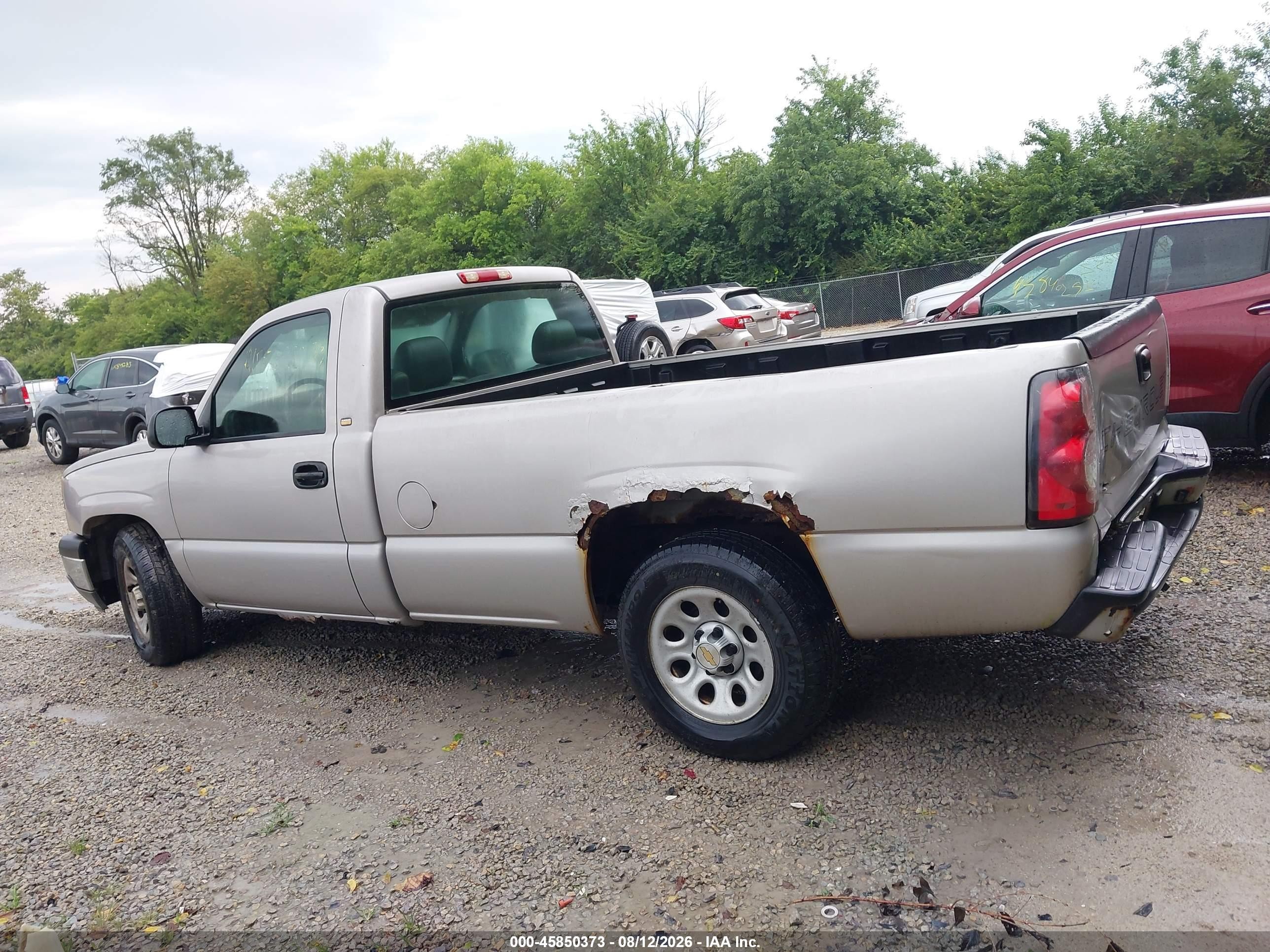 2005 Chevrolet Silverado 1500 Work Truck Tan vin: 1GCEC14X85Z228602