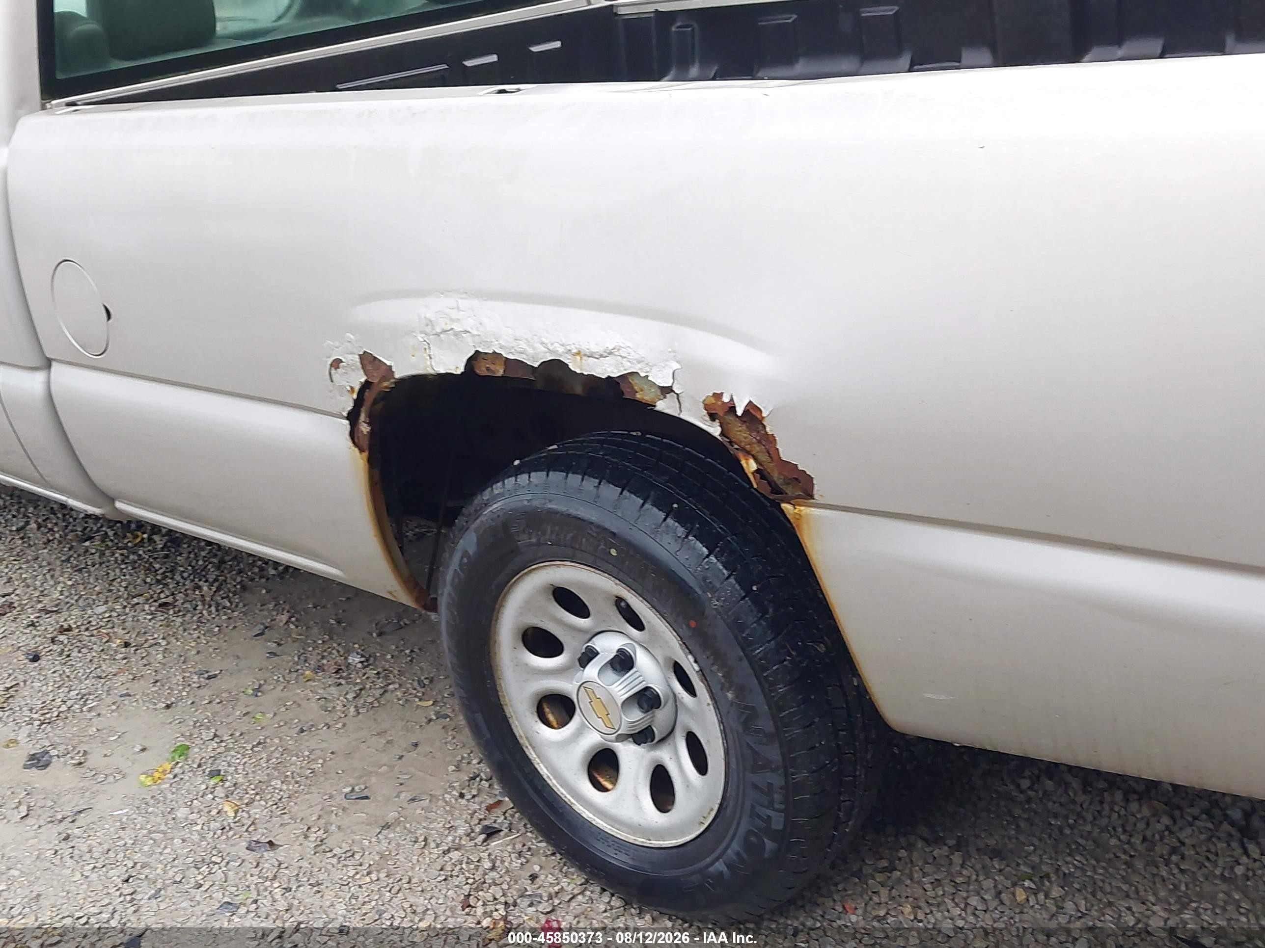 2005 Chevrolet Silverado 1500 Work Truck Tan vin: 1GCEC14X85Z228602