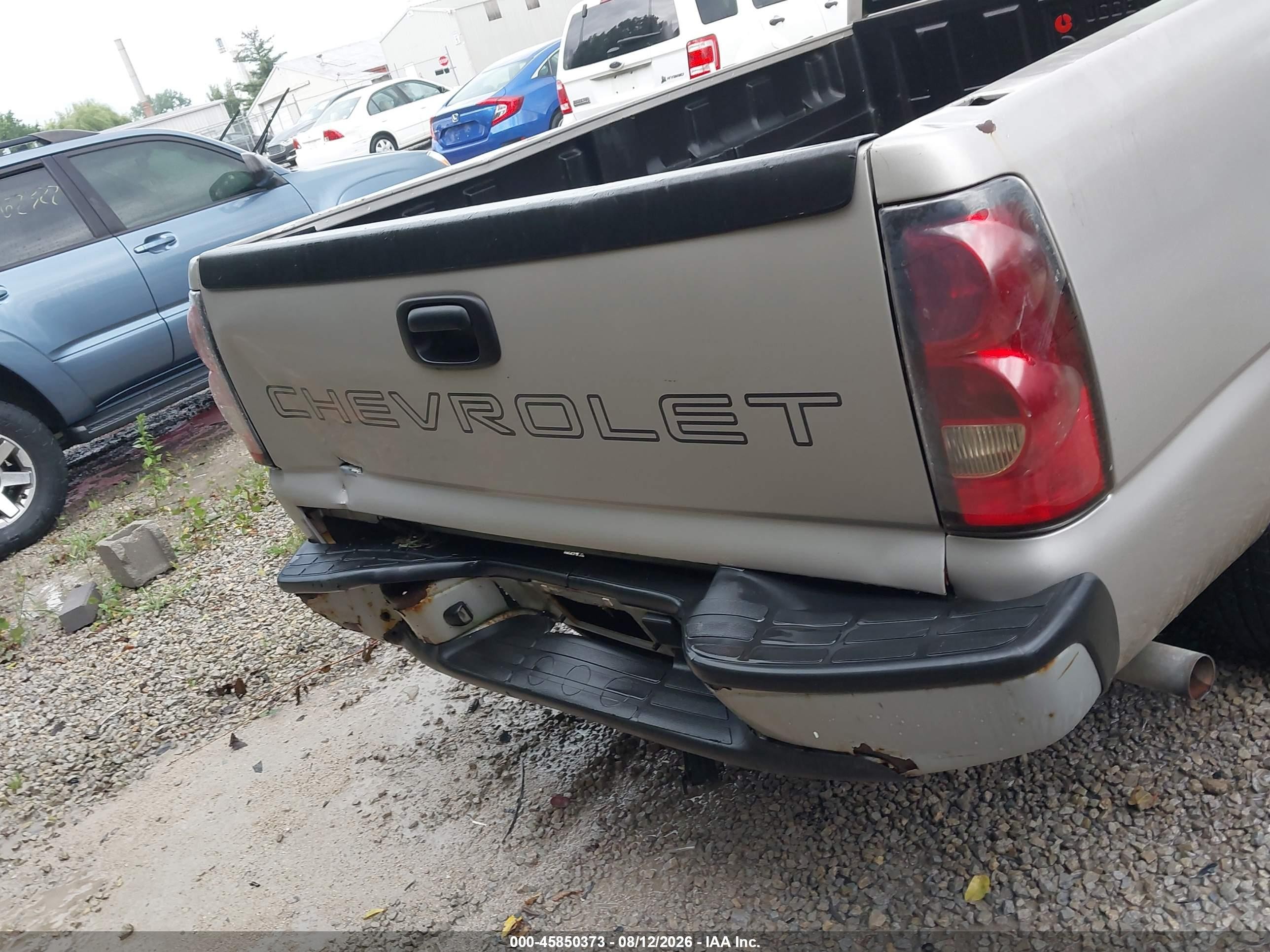 2005 Chevrolet Silverado 1500 Work Truck Tan vin: 1GCEC14X85Z228602