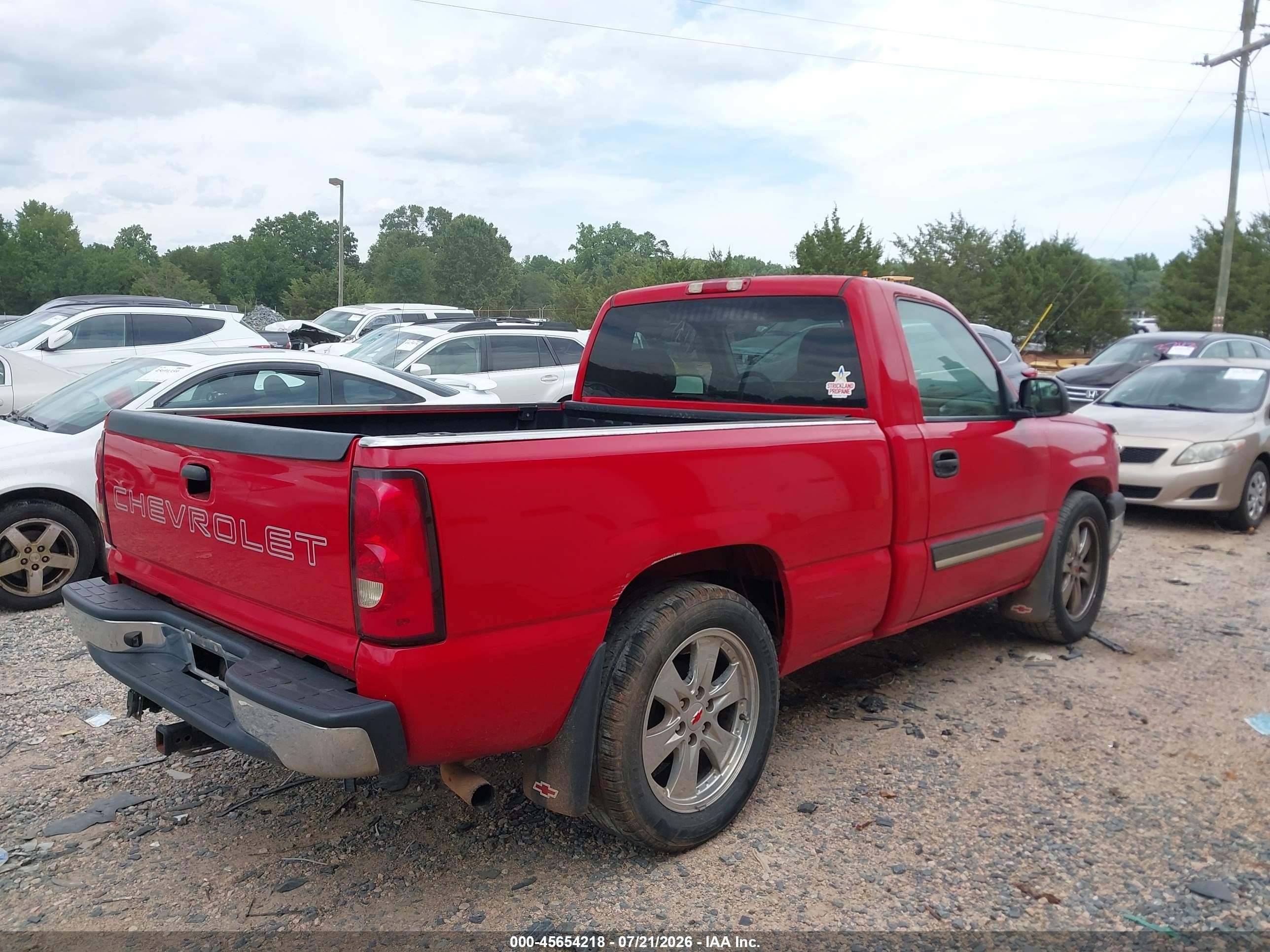 2005 Chevrolet Silverado 1500 Red vin: 1GCEC14X85Z297242