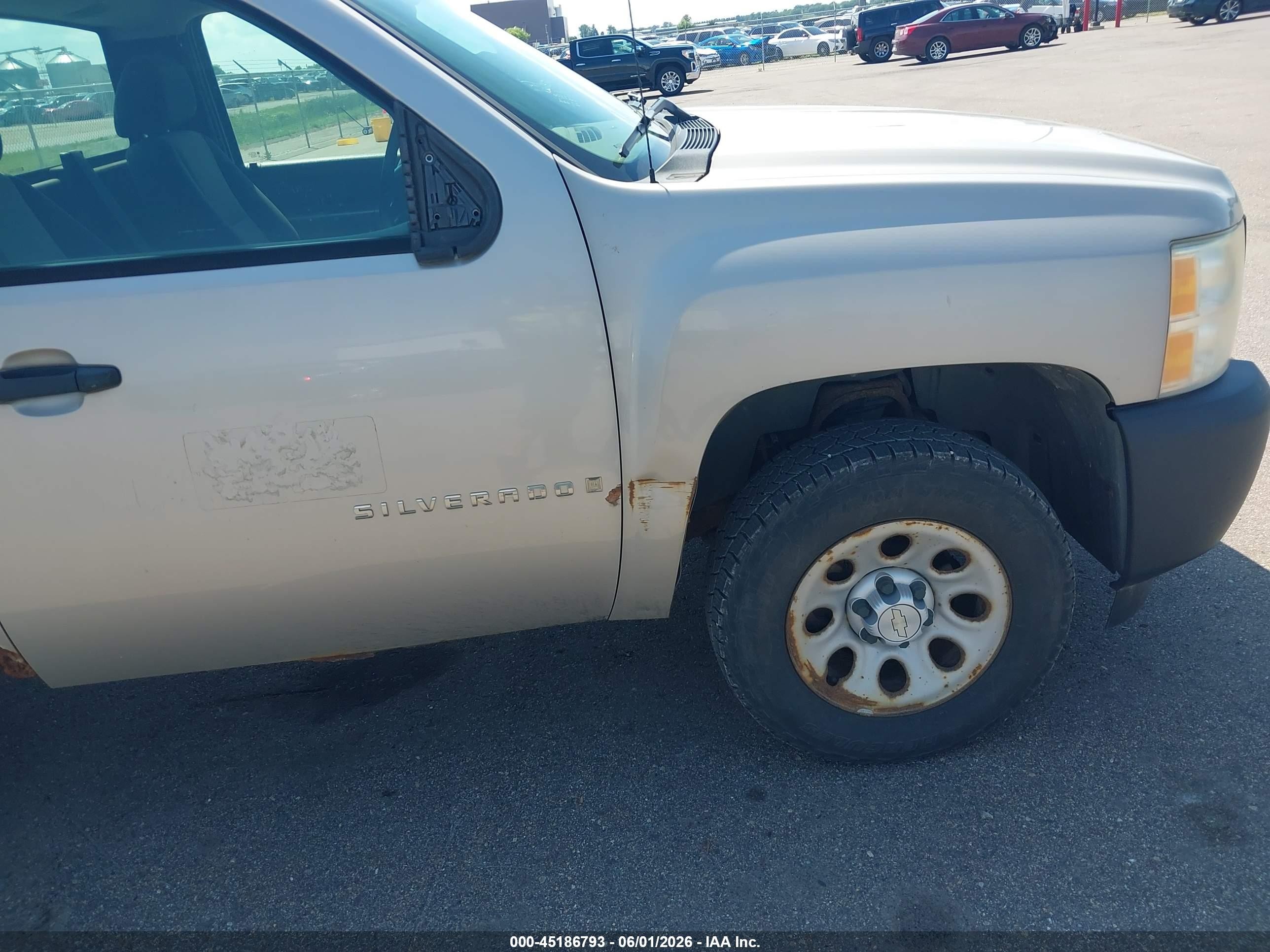 2007 Chevrolet Silverado 1500 Work Truck Tan vin: 1GCEC14X87Z629506