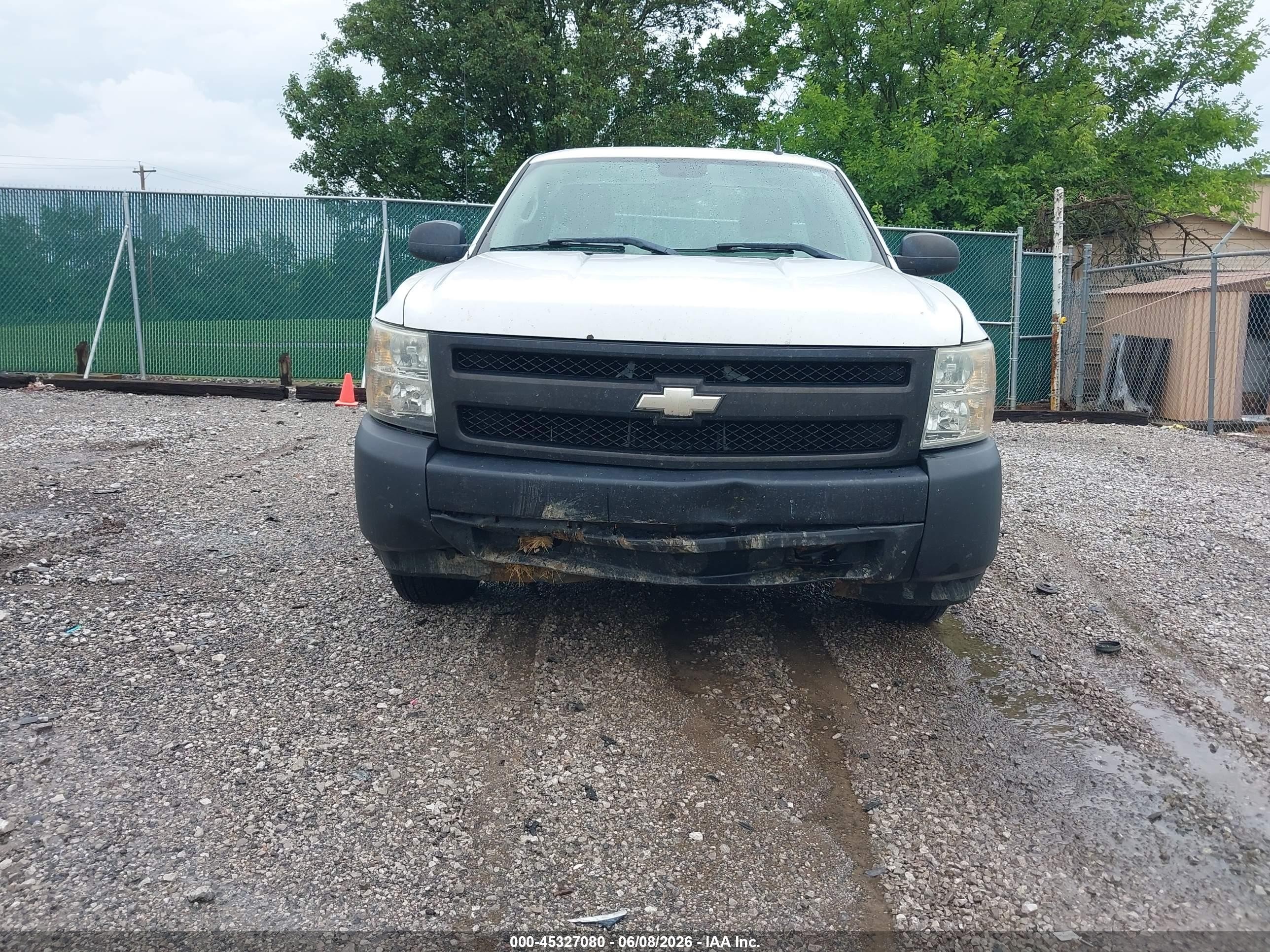2008 Chevrolet Silverado 1500 Work Truck White vin: 1GCEC14X88Z113244